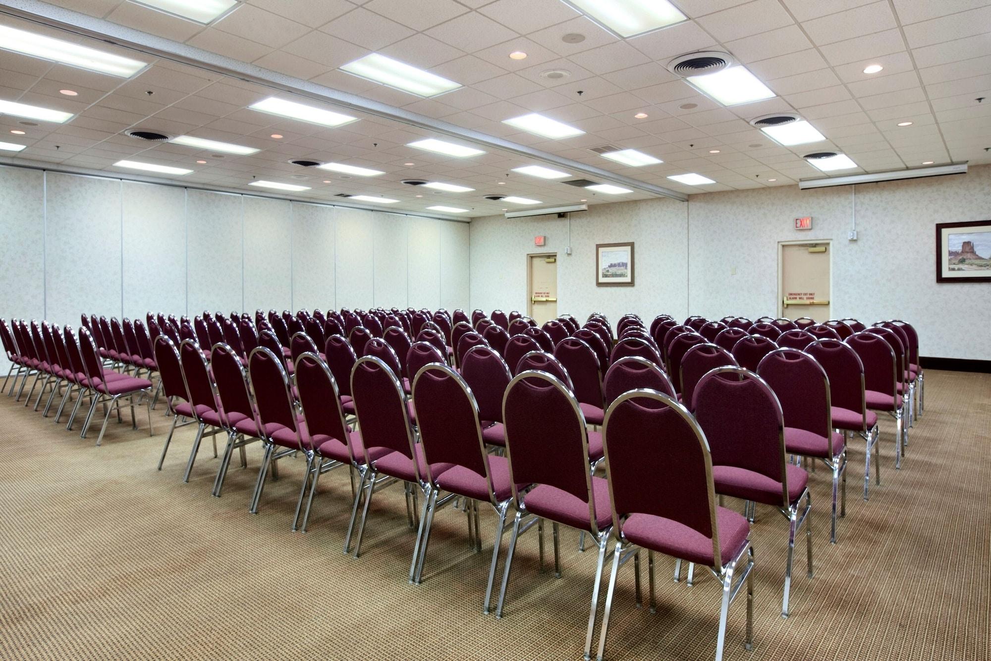 Sala de Reuniones Ramada by Wyndham Reno Hotel and Casino
