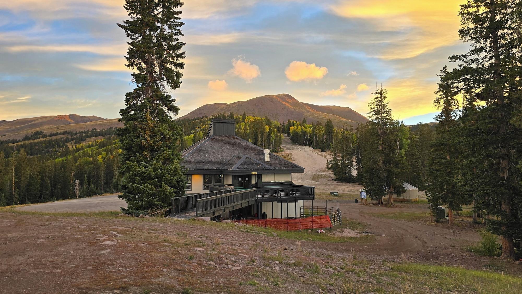 Vista Exterior Eagle Point Resort