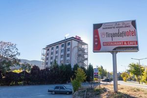 Alojamiento - Tiryandafil Otel