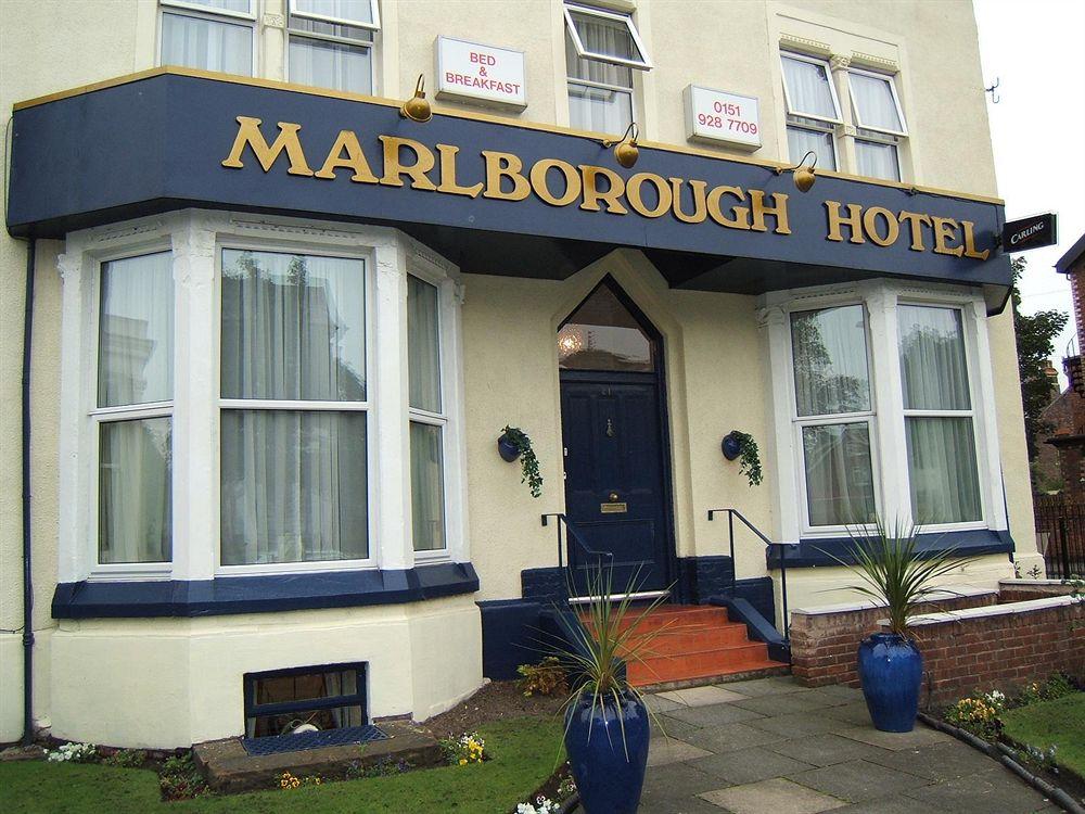 Varios Marlborough Hotel