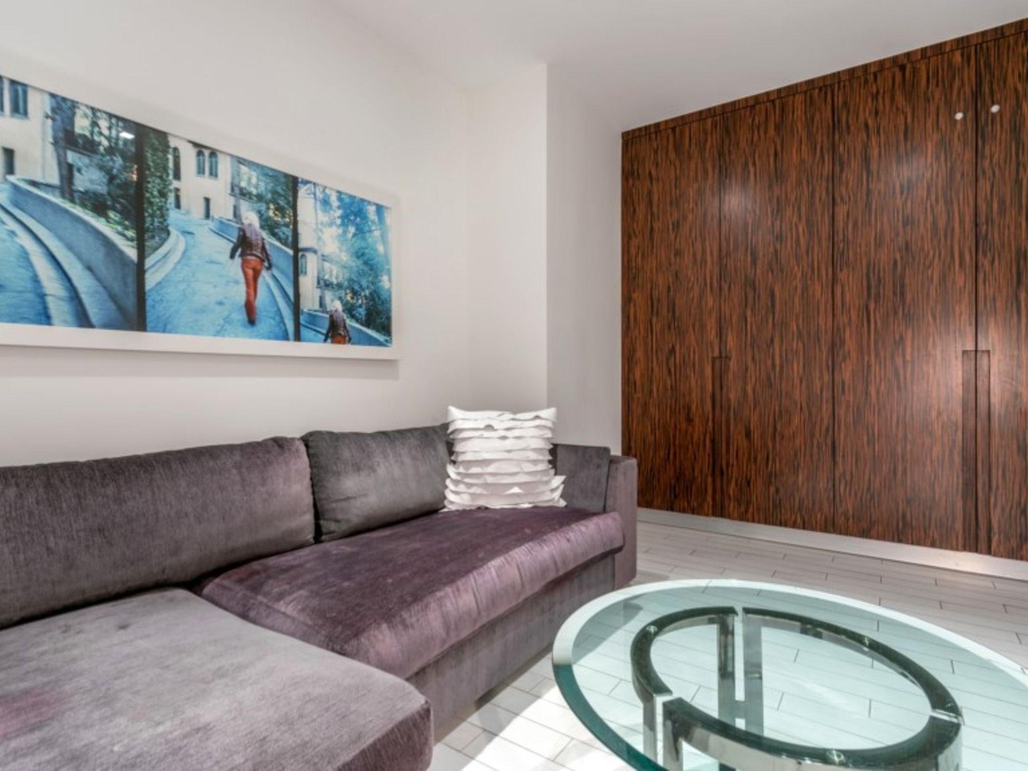 Comodidades del Alojamiento Collins Avenue Condo #105033 2 Bedrooms 2.5 Bathrooms Condo by Redawni