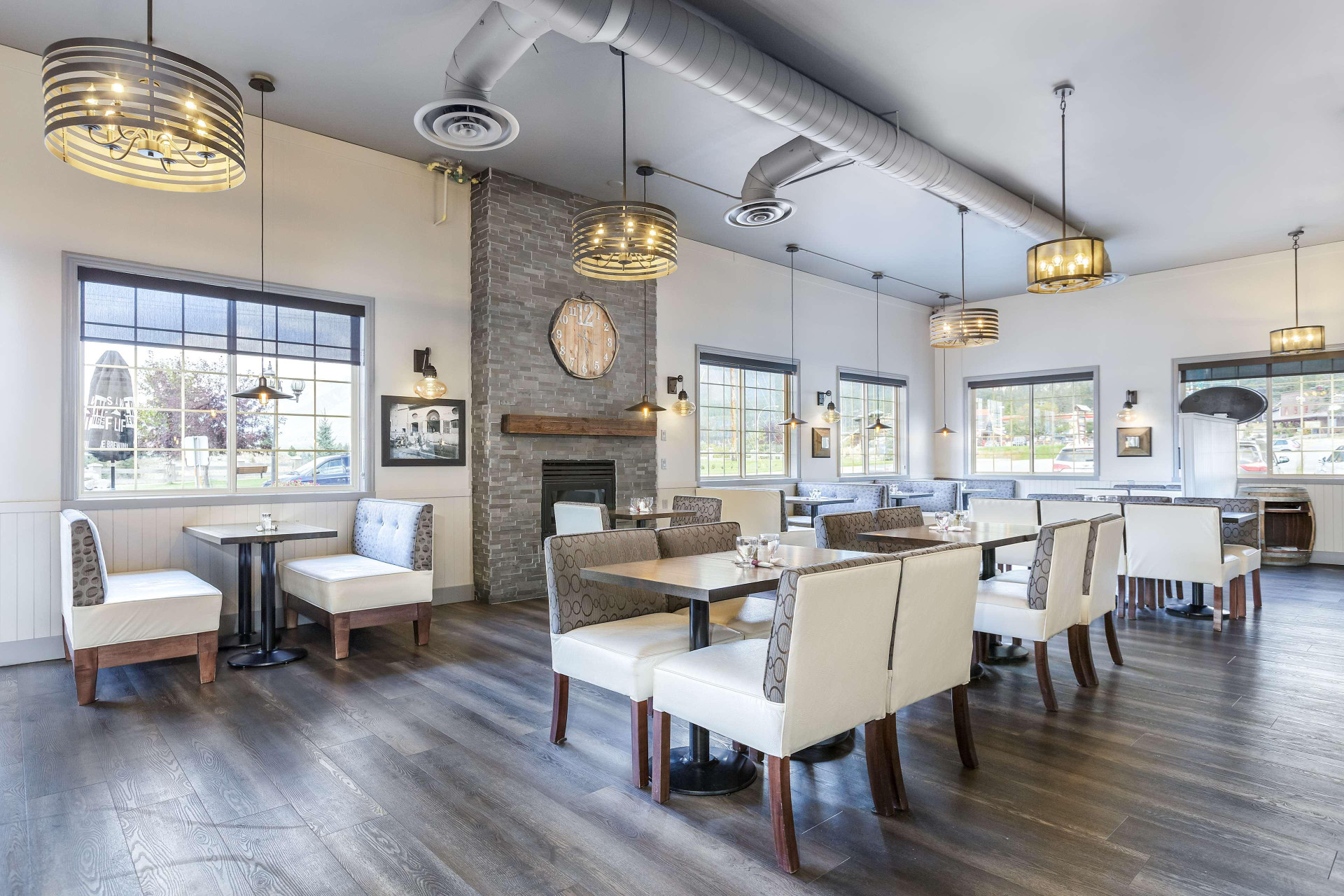 Restaurant Prestige Radium Hot Springs Resort, WorldHotels Crafted