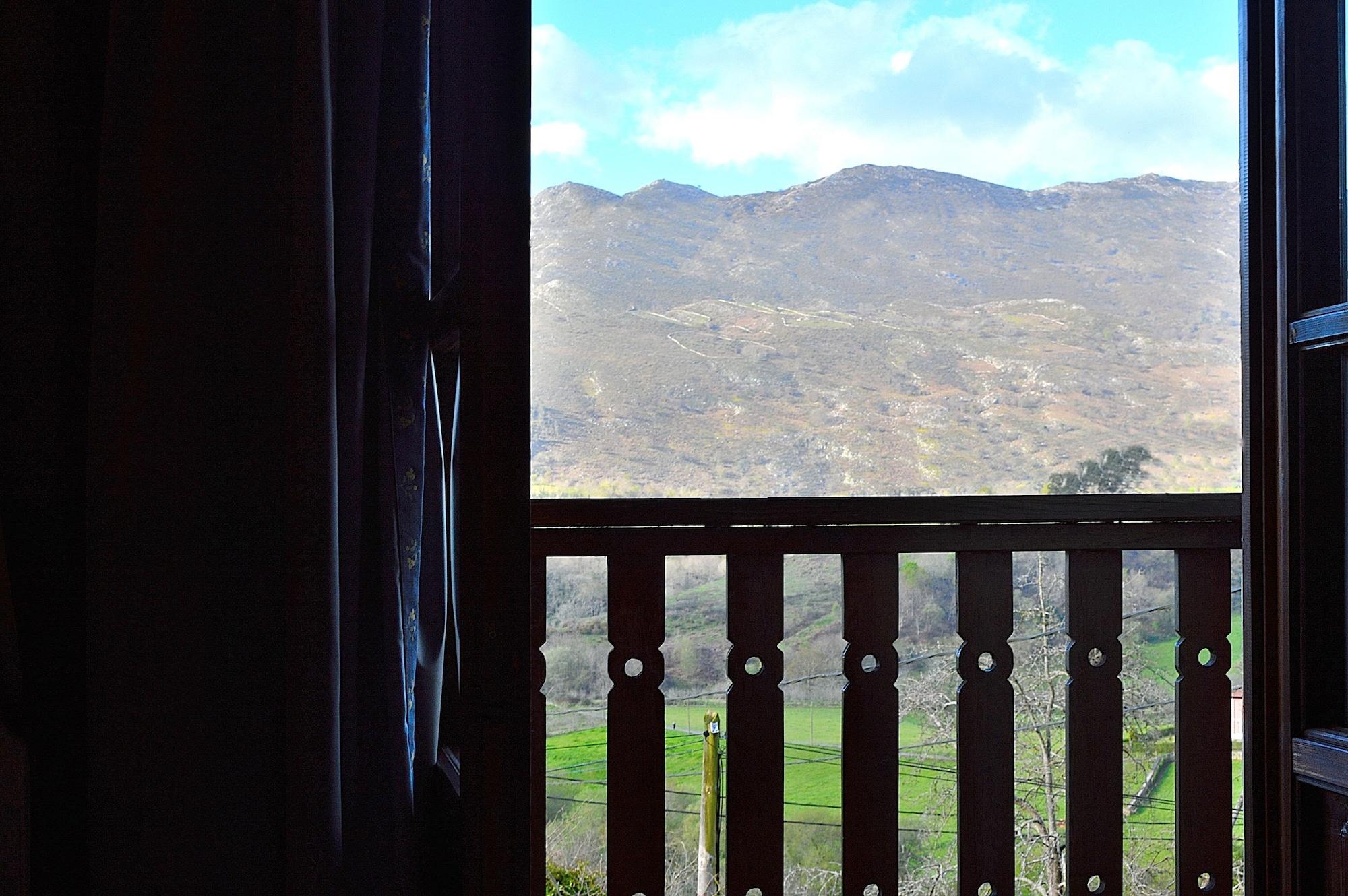 Varios Hotel Rural Valleoscuru