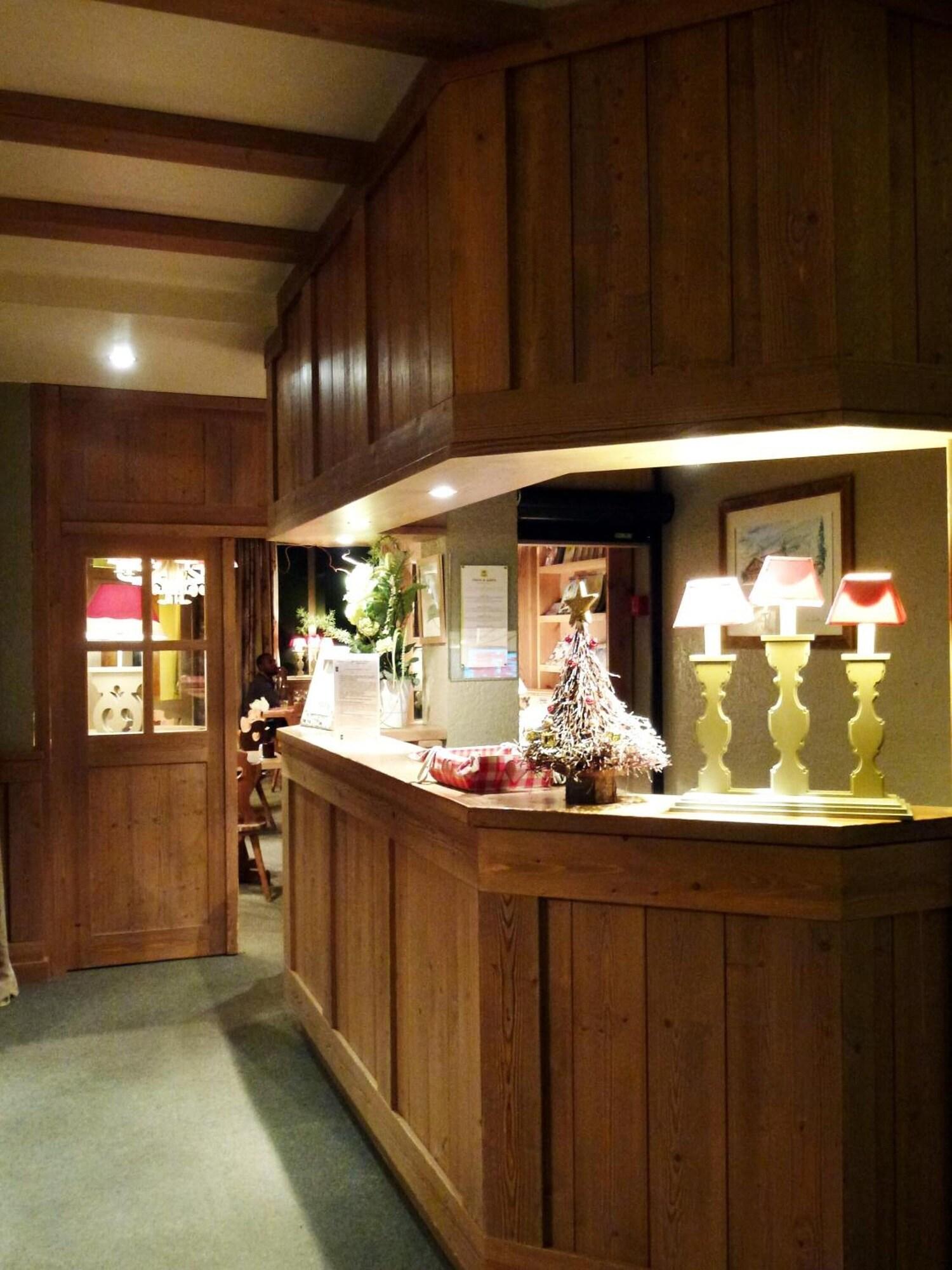 Vista Lobby La Tourmaline