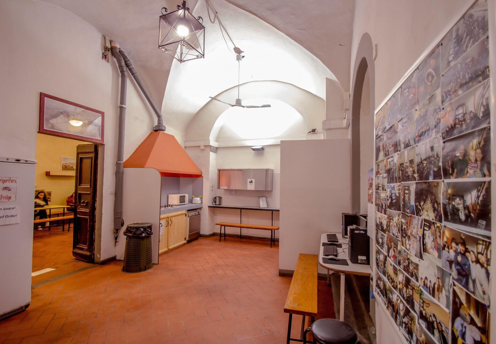 Restaurant Hostel Santa Monaca