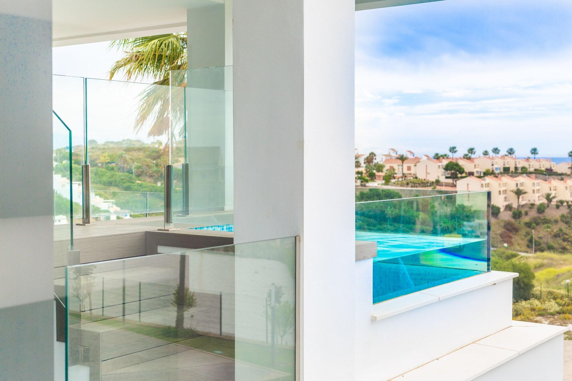 Playa CLC California Beach Resort