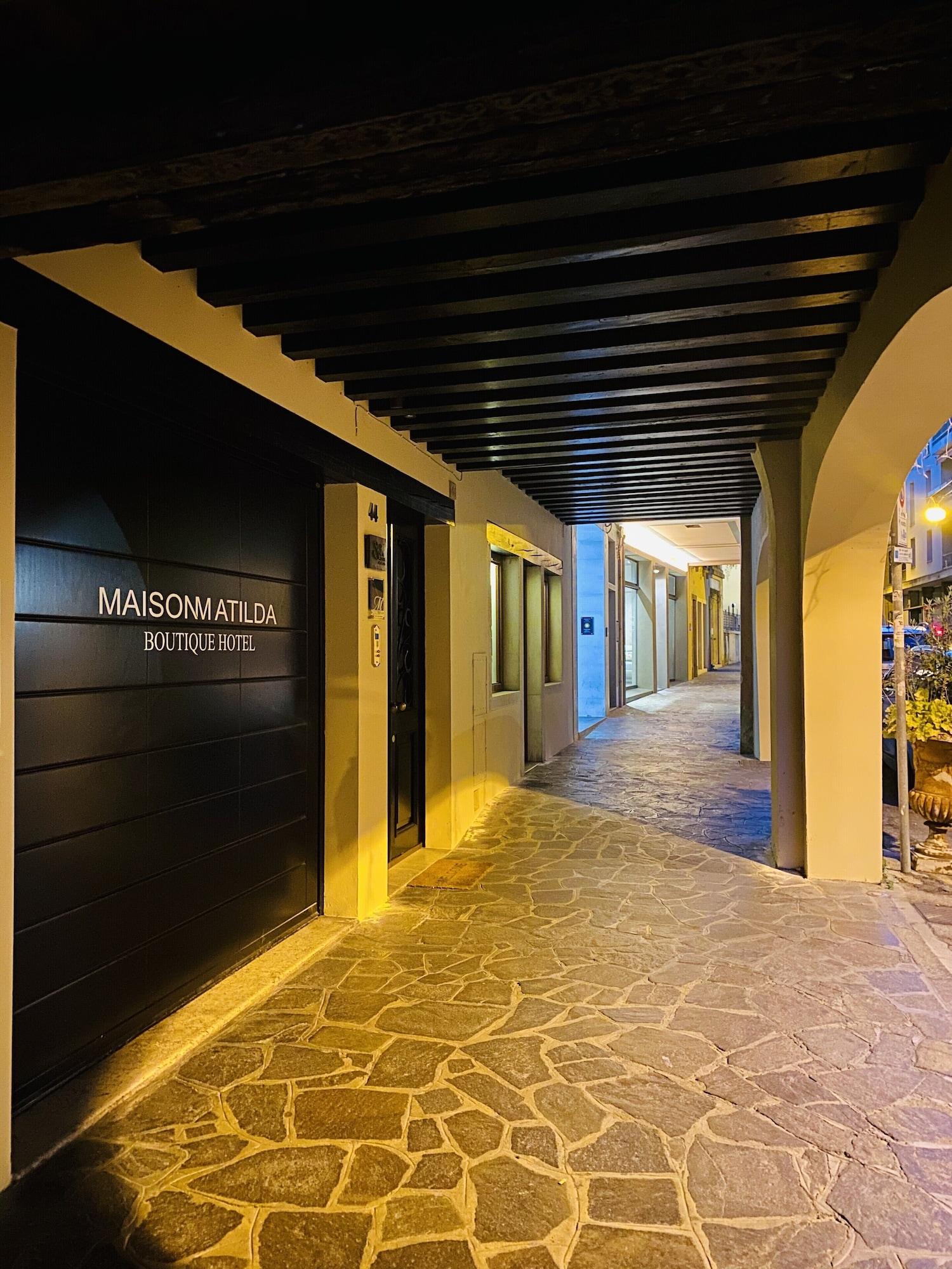 Vista Exterior Maison Matilda