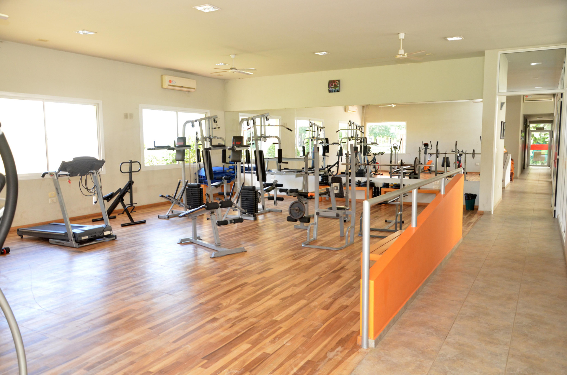 Gimnasio Hotel Pórtico Norte