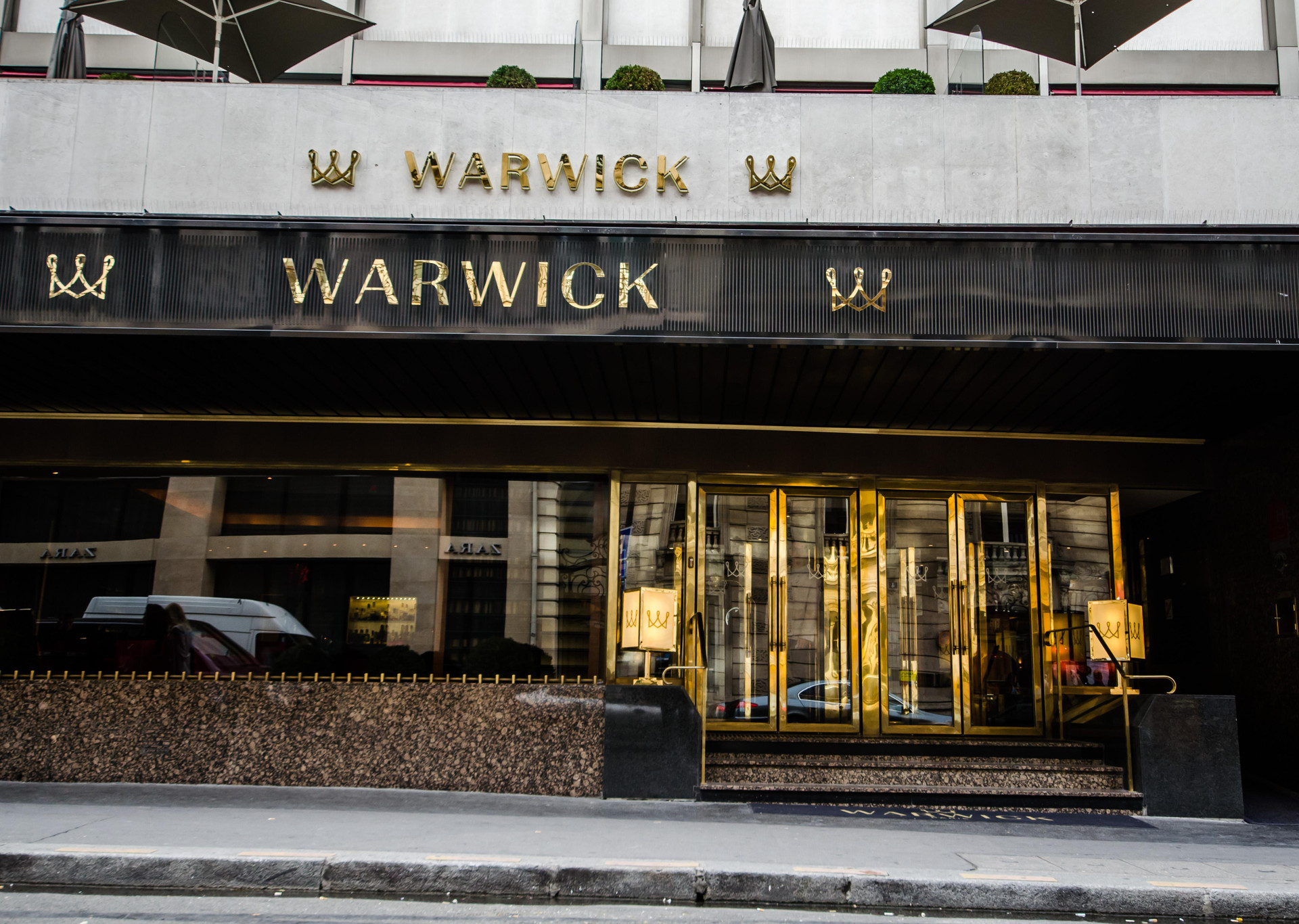 Vista Exterior Warwick Champs-Elysées Paris