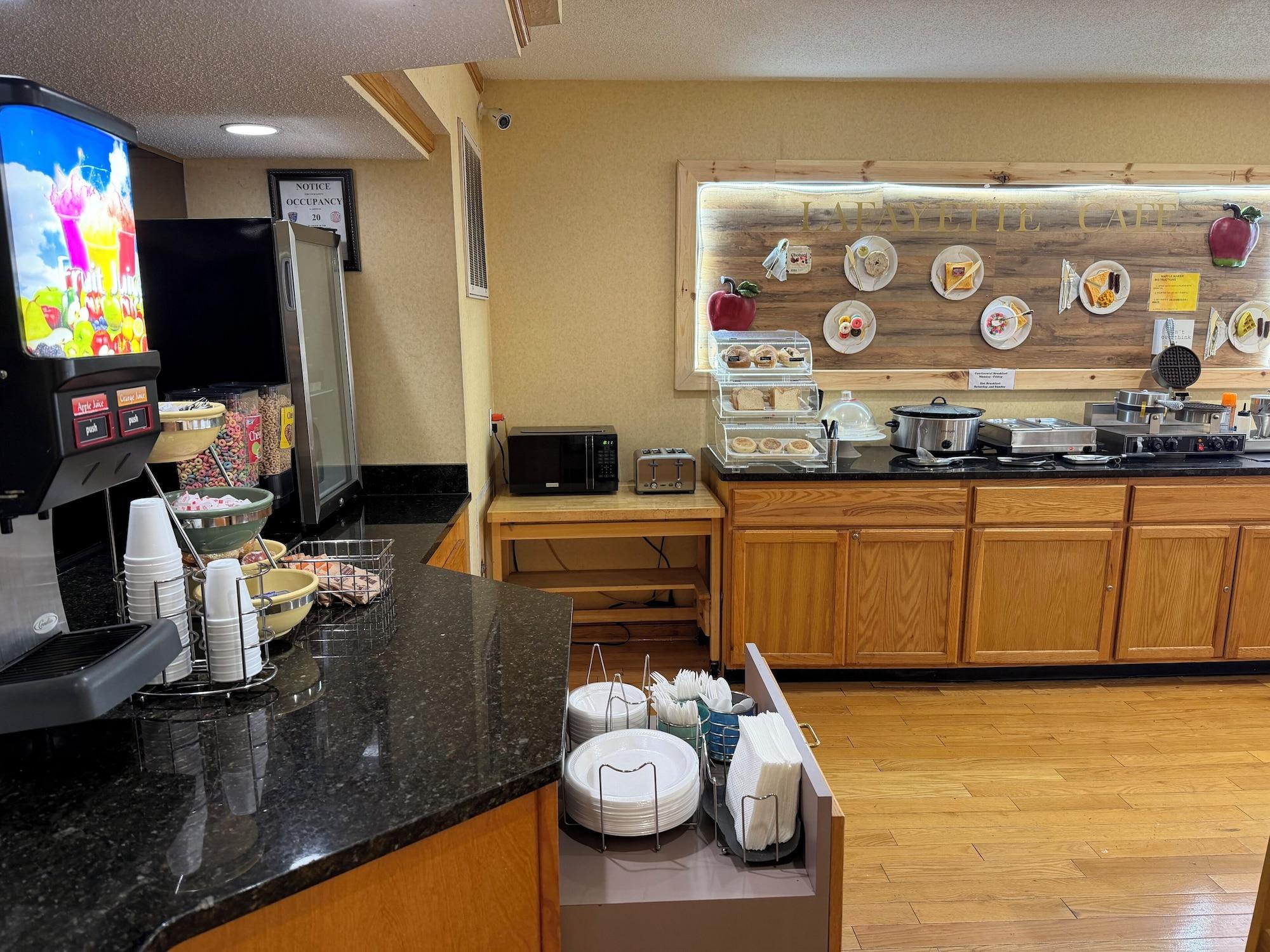 Restaurant Lafayette Inn & Suites