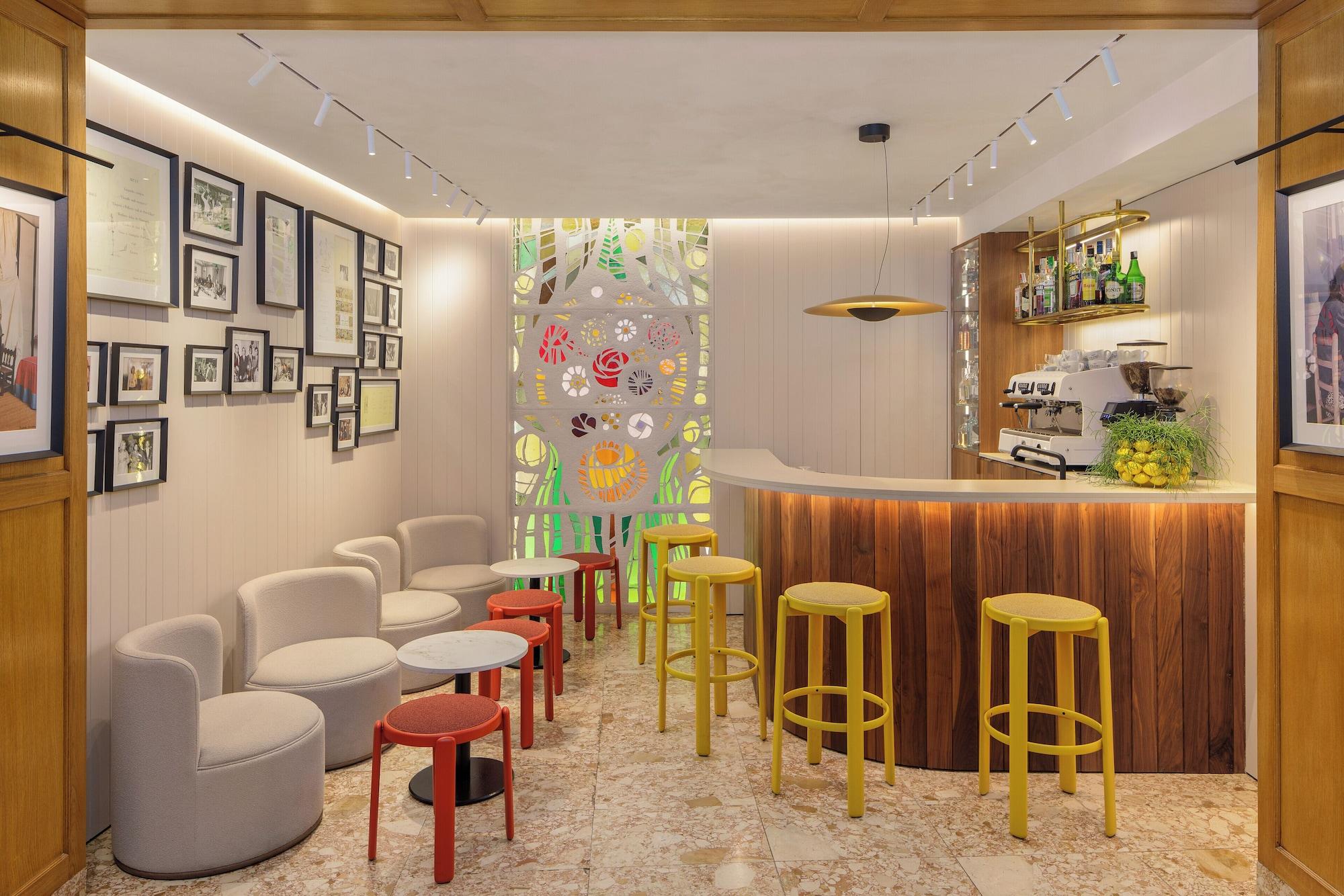 Bar/Salón Duran Hotel & Restaurant