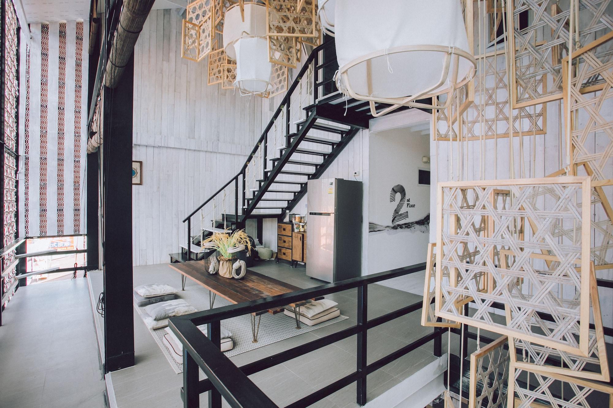 Varios The Street Hostel Koh Lipe - Adult Only