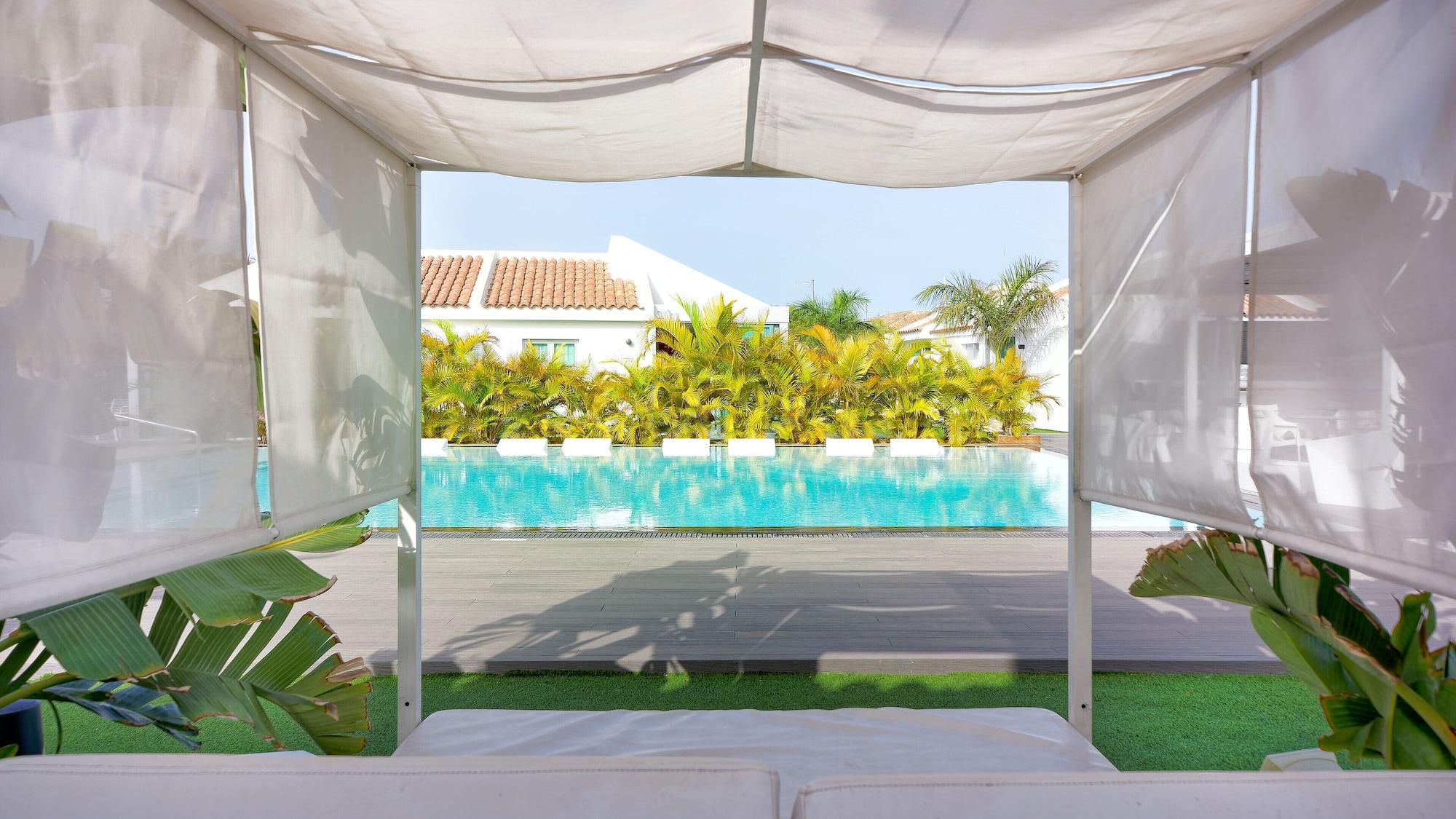 Vista Exterior Seven Hotel & Wellness - Caters to Gay Men