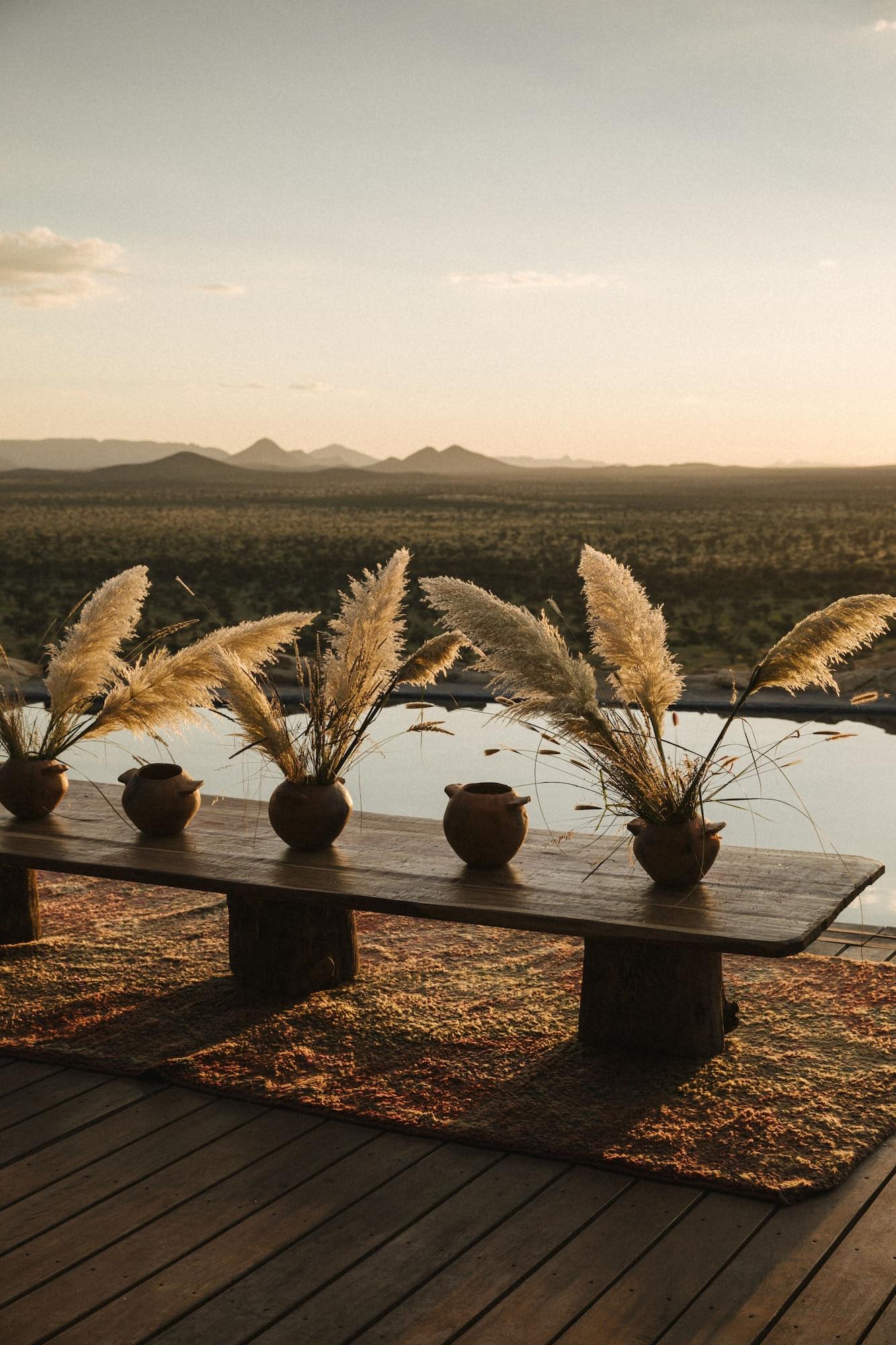 Vista Piscina Our Habitas Namibia