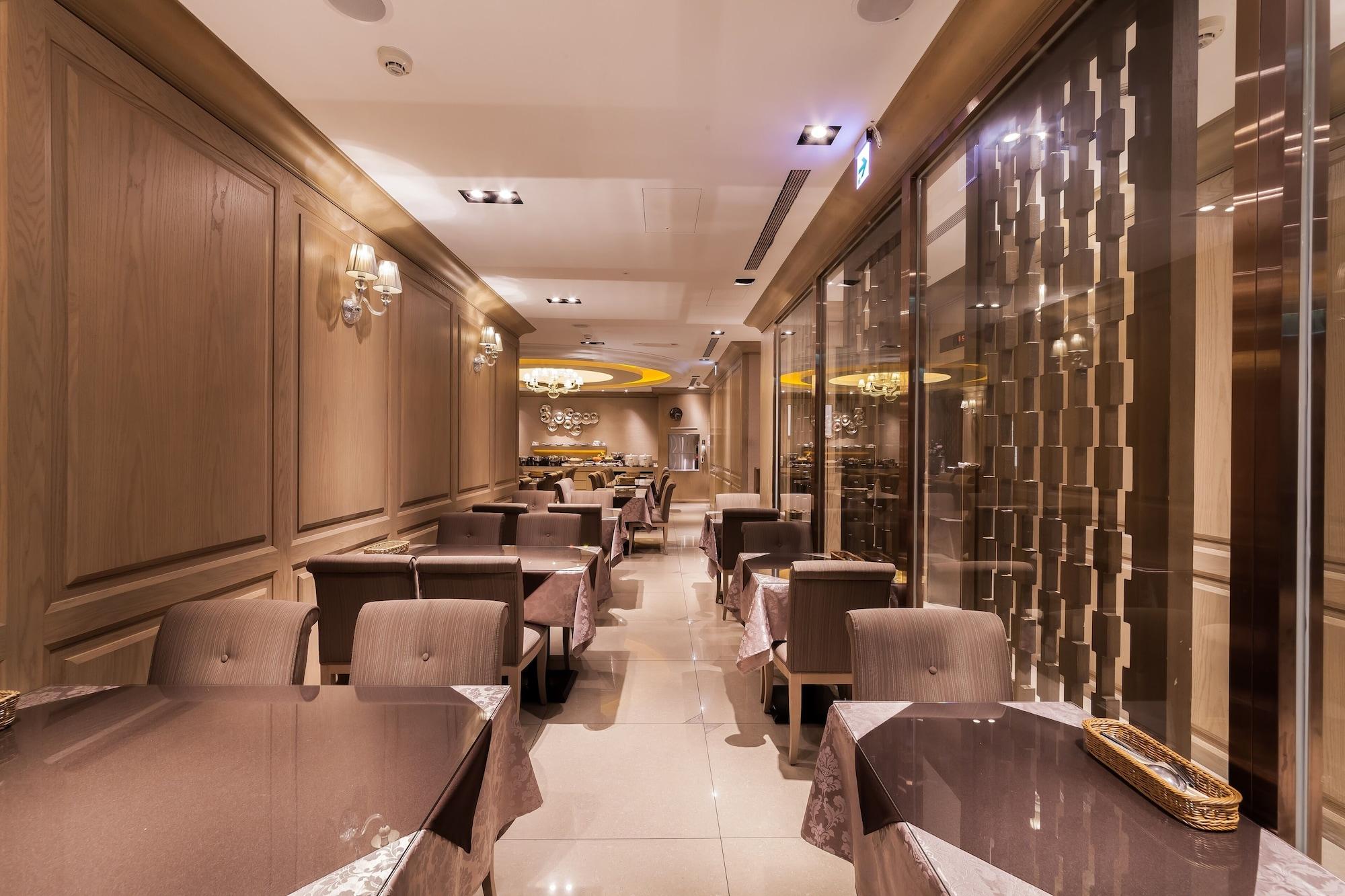 Restaurant Green World Hotel Sansui