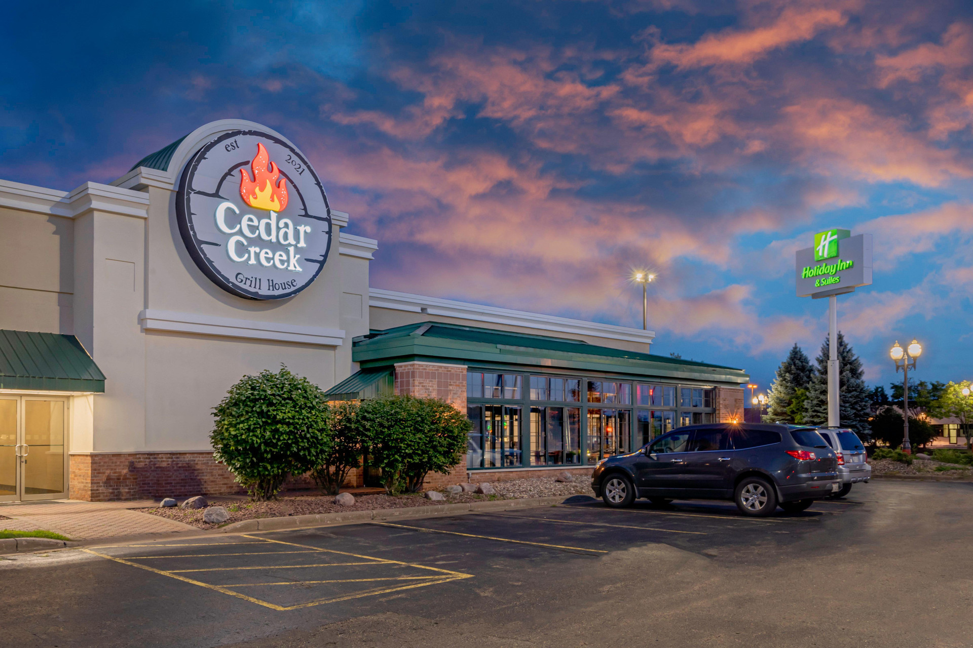 Vista Exterior Holiday Inn & Suites Wausau-Rothschild