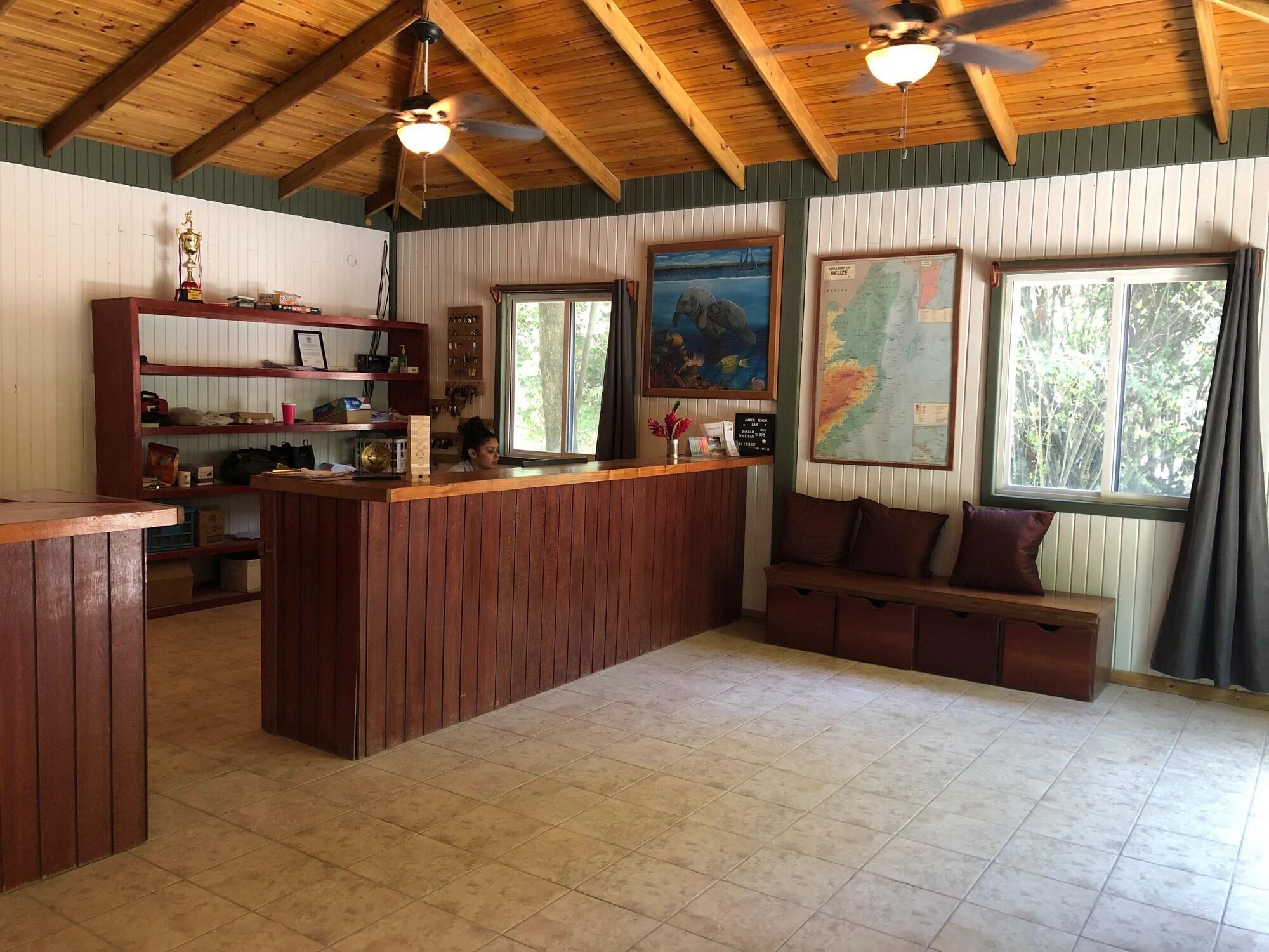 Vista Lobby Caribbean Villas Hotel