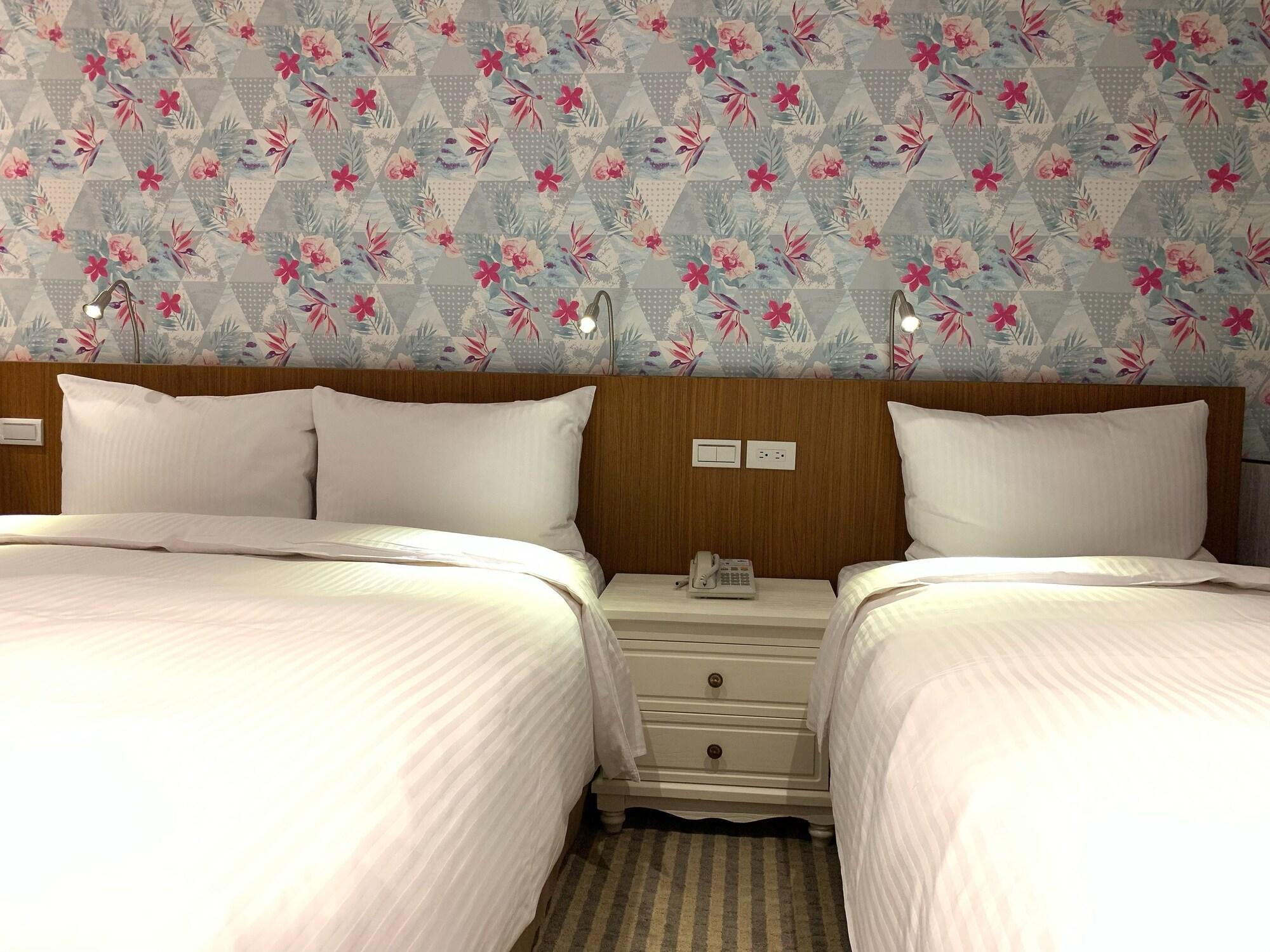 Varios Teeya Apartment