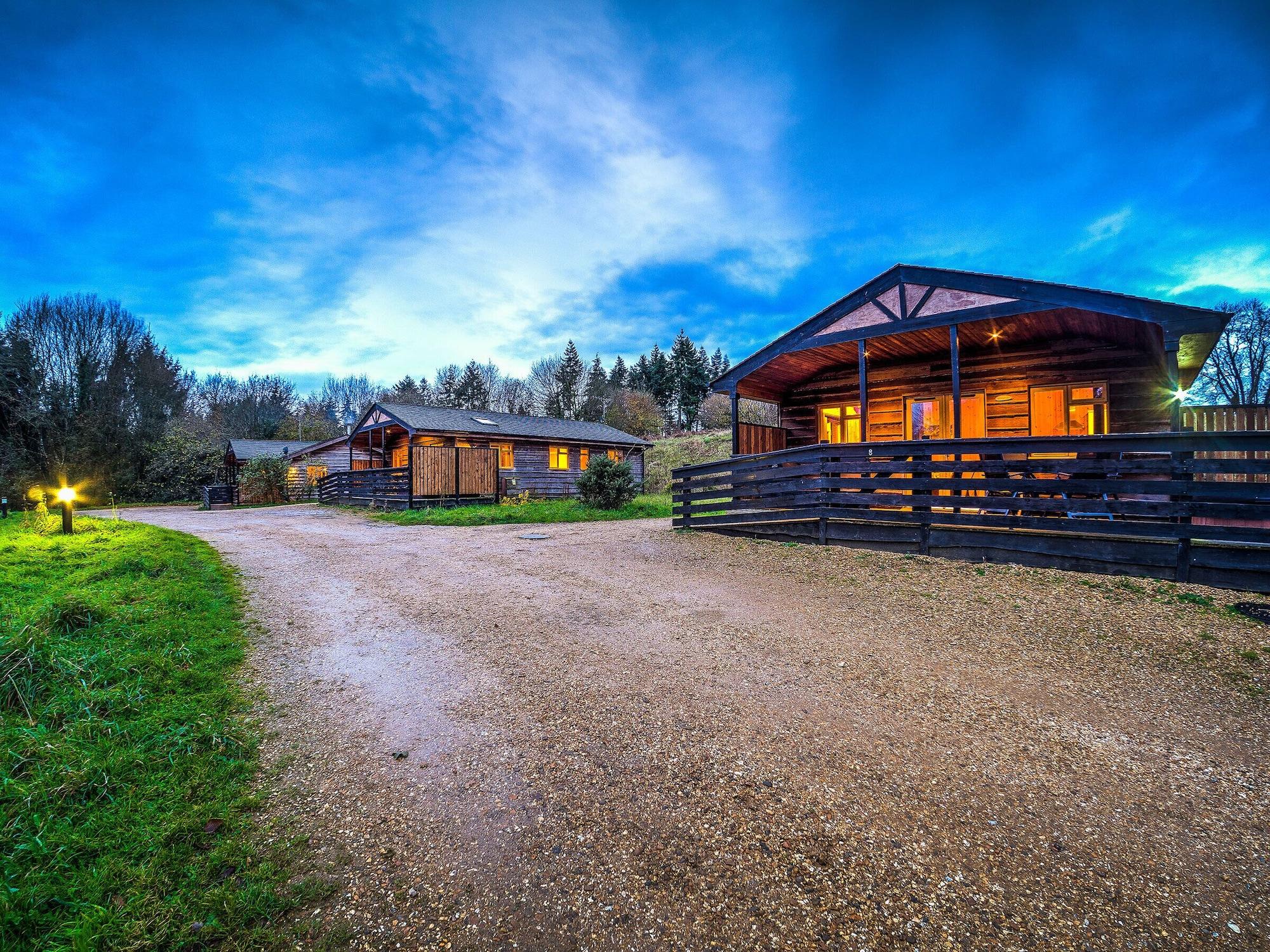 Varios New Forest Lodges