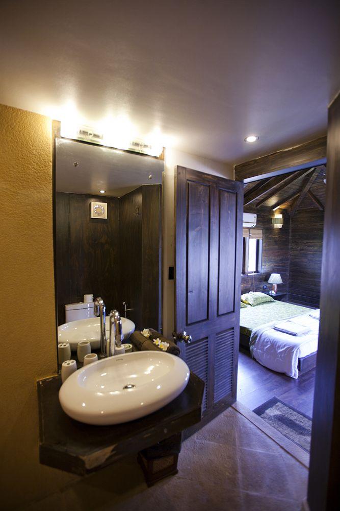 Set de Habitación Eco Woods Village