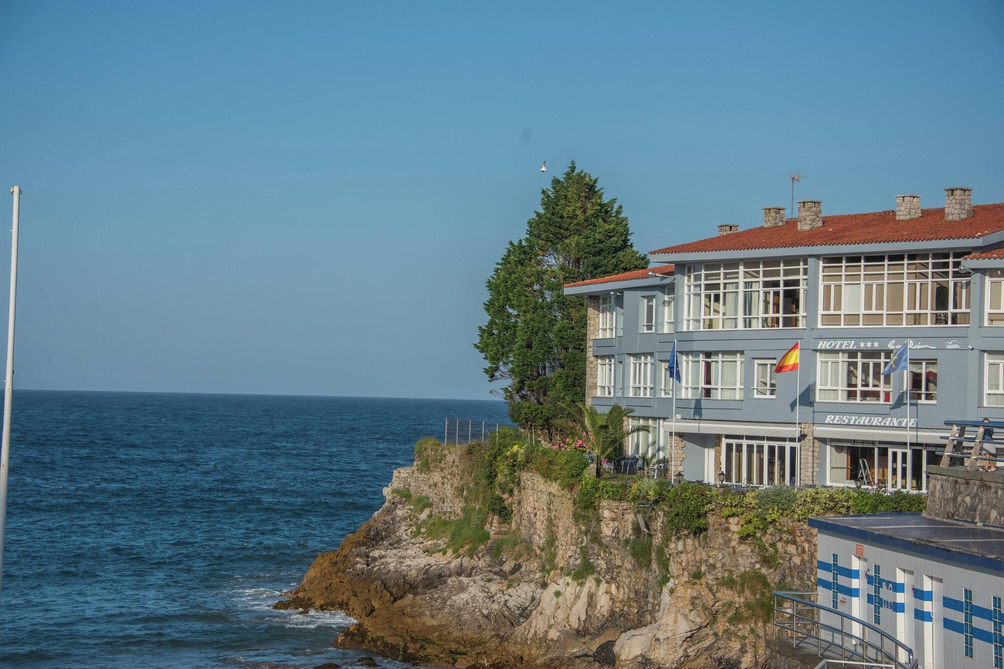 Varios Hotel Sablón