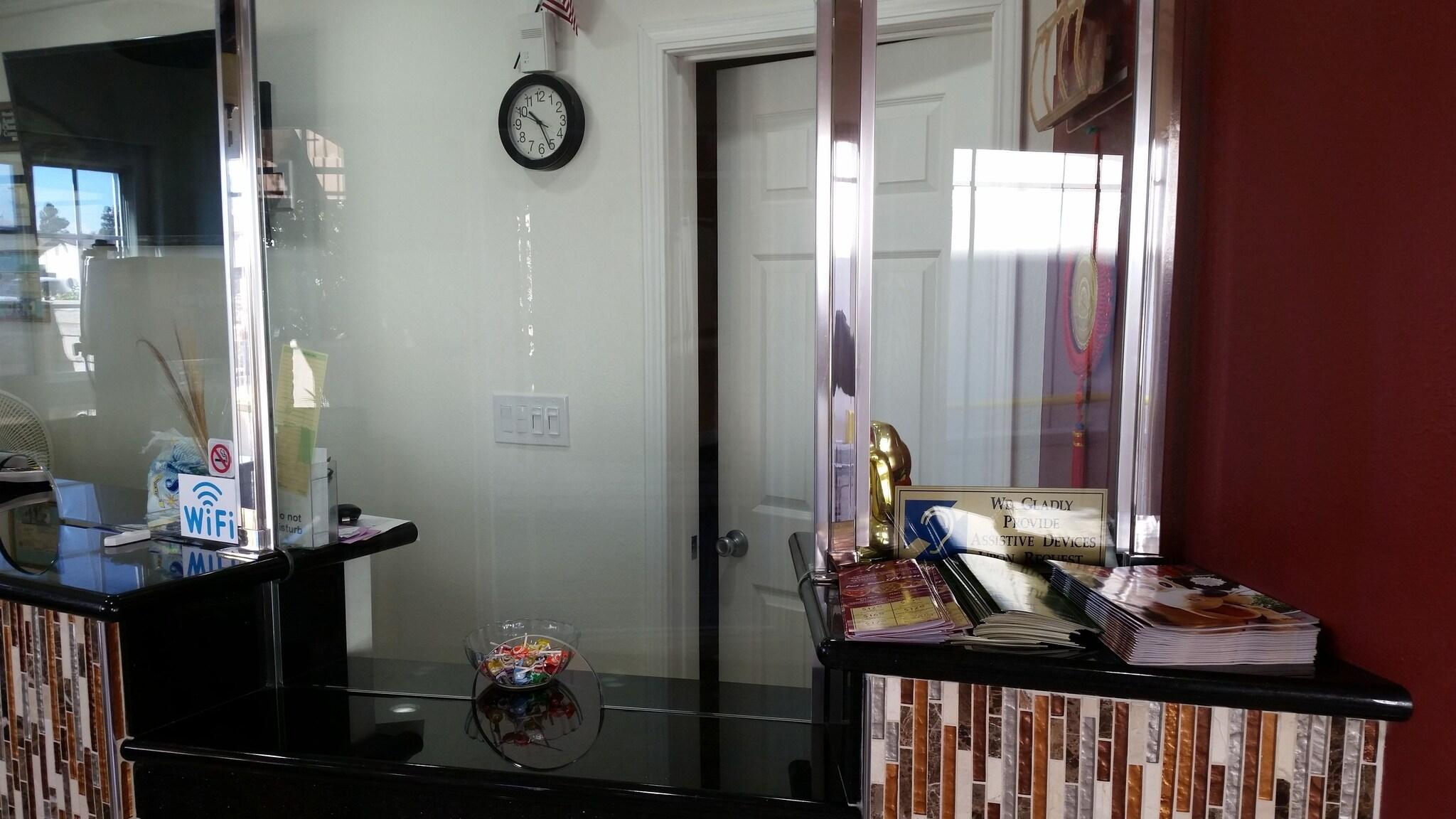 Vista Lobby Kona Inn Motel Anaheim