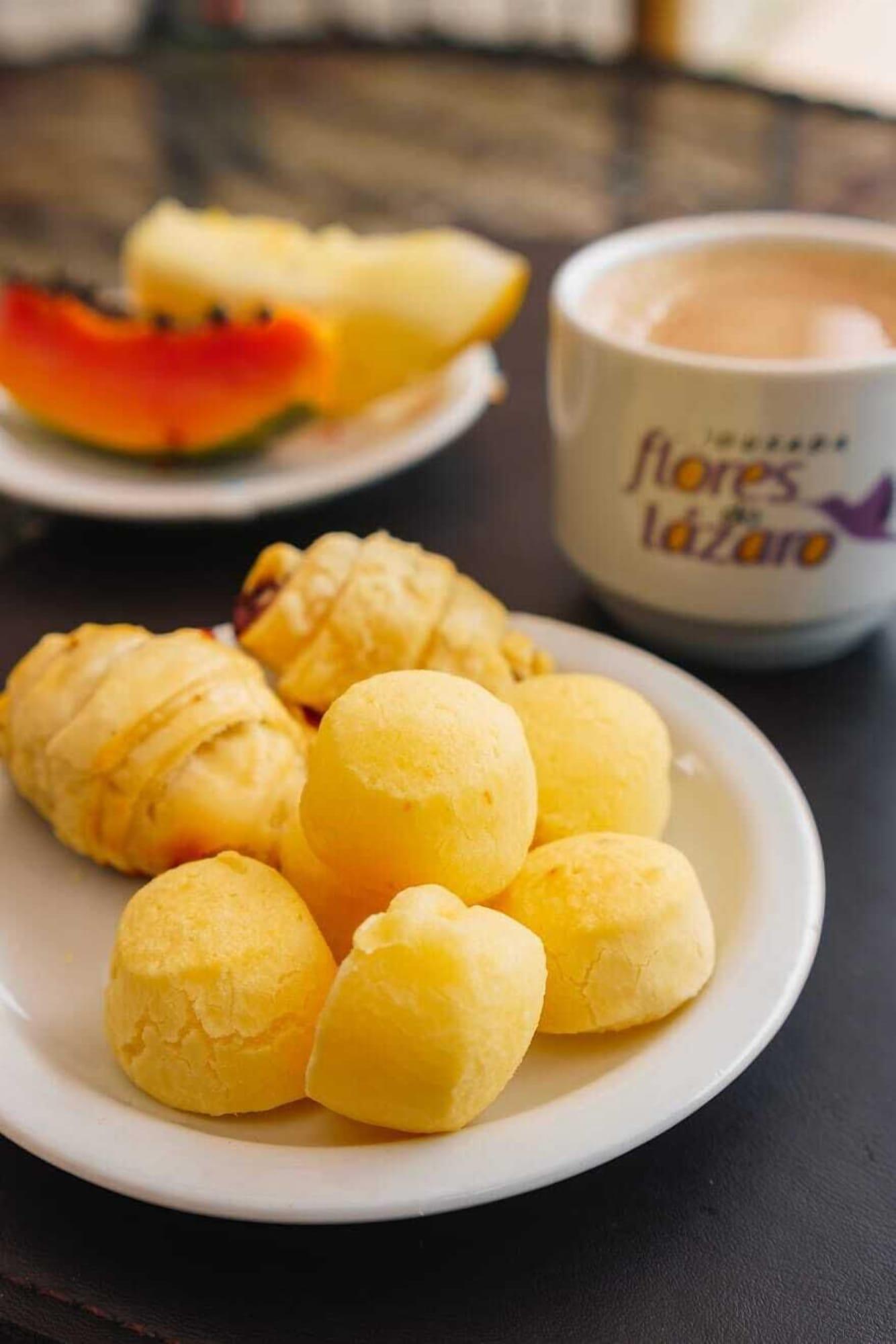 Bar/Salón Pousada flores do Lázaro