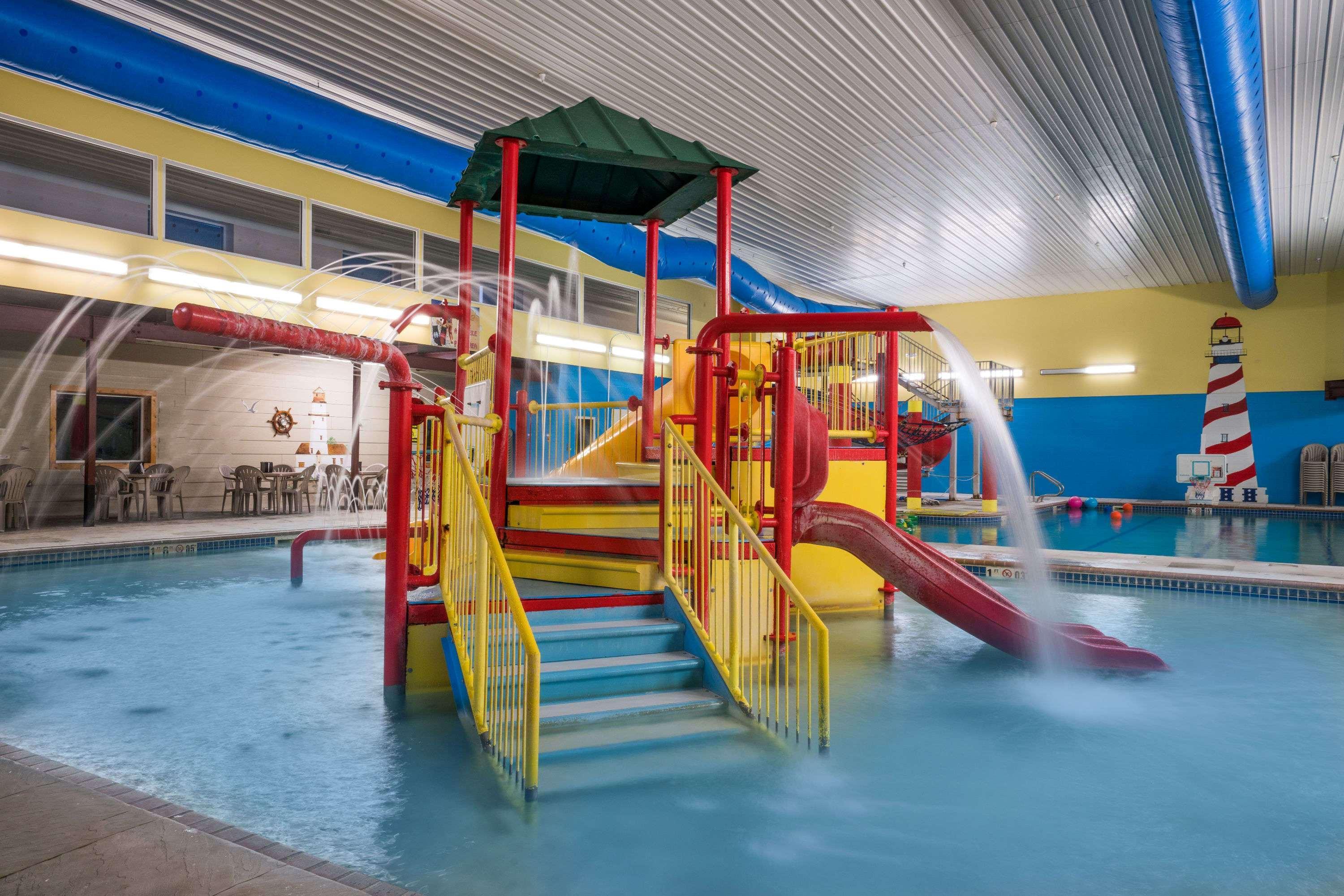 Vista Piscina Days Inn by Wyndham Fargo/Casselton