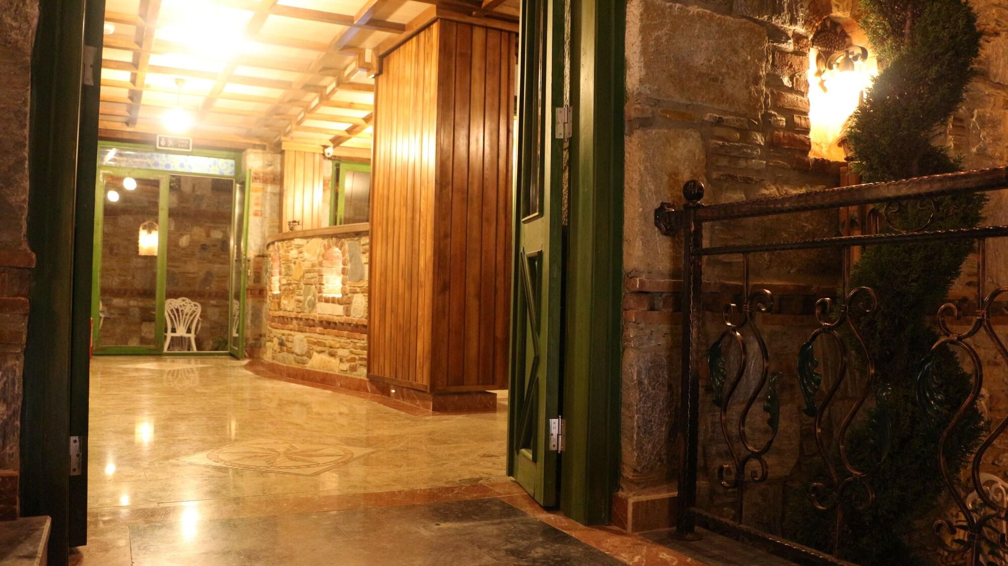 Vista Lobby Celsus Boutique Hotel
