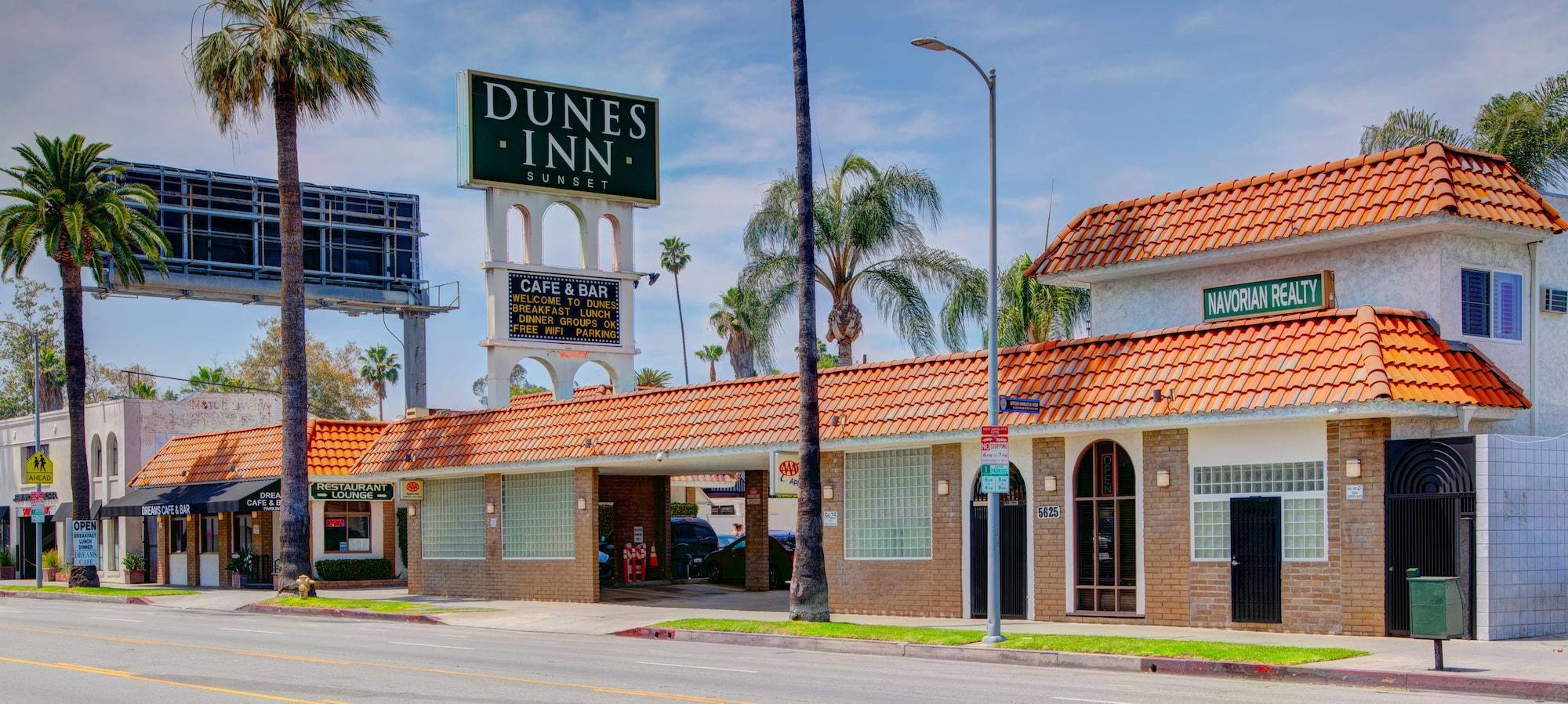 Vista Exterior Dunes Inn Sunset