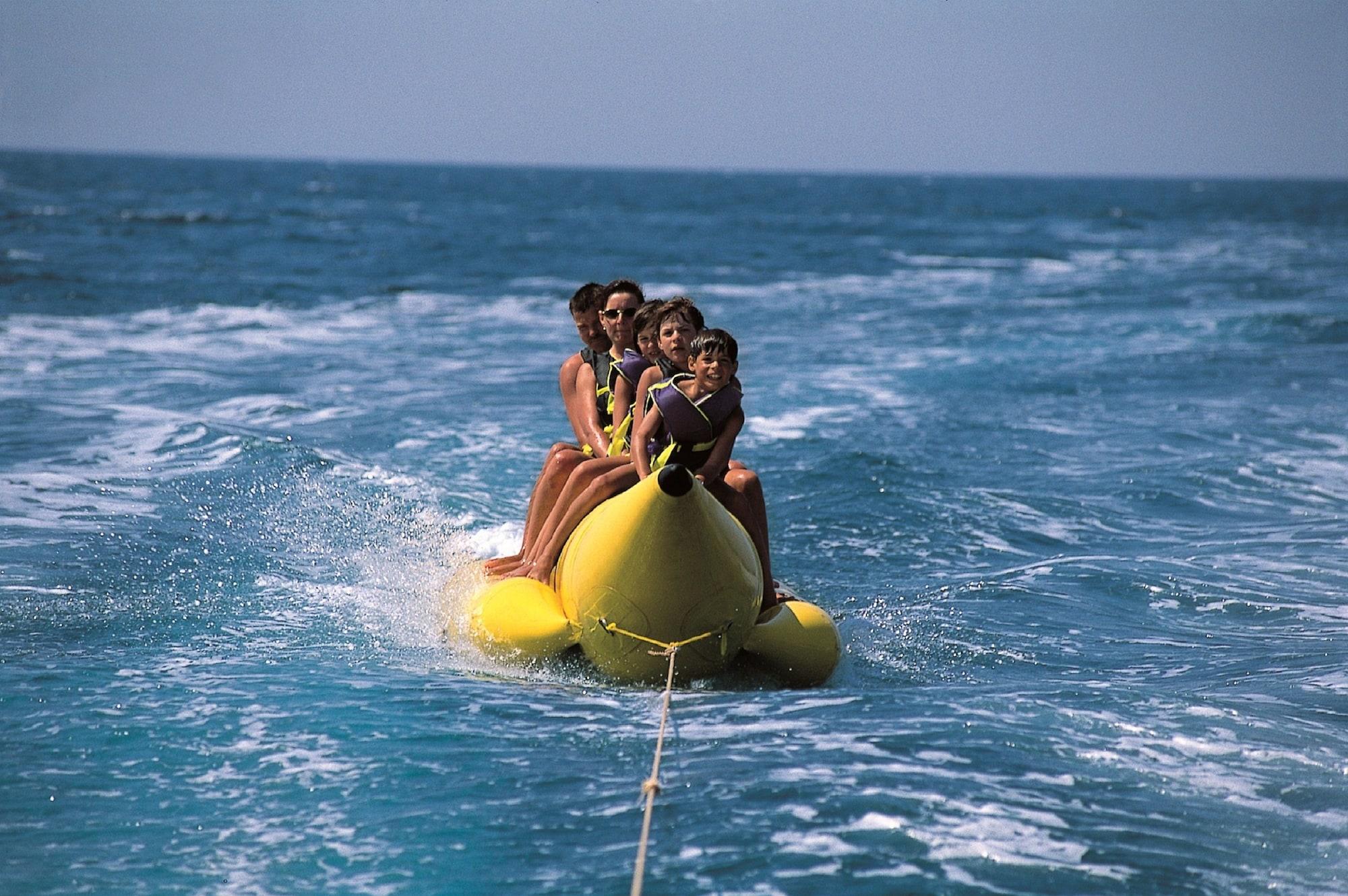 Instalaciones Recreativas Lanterna Resort