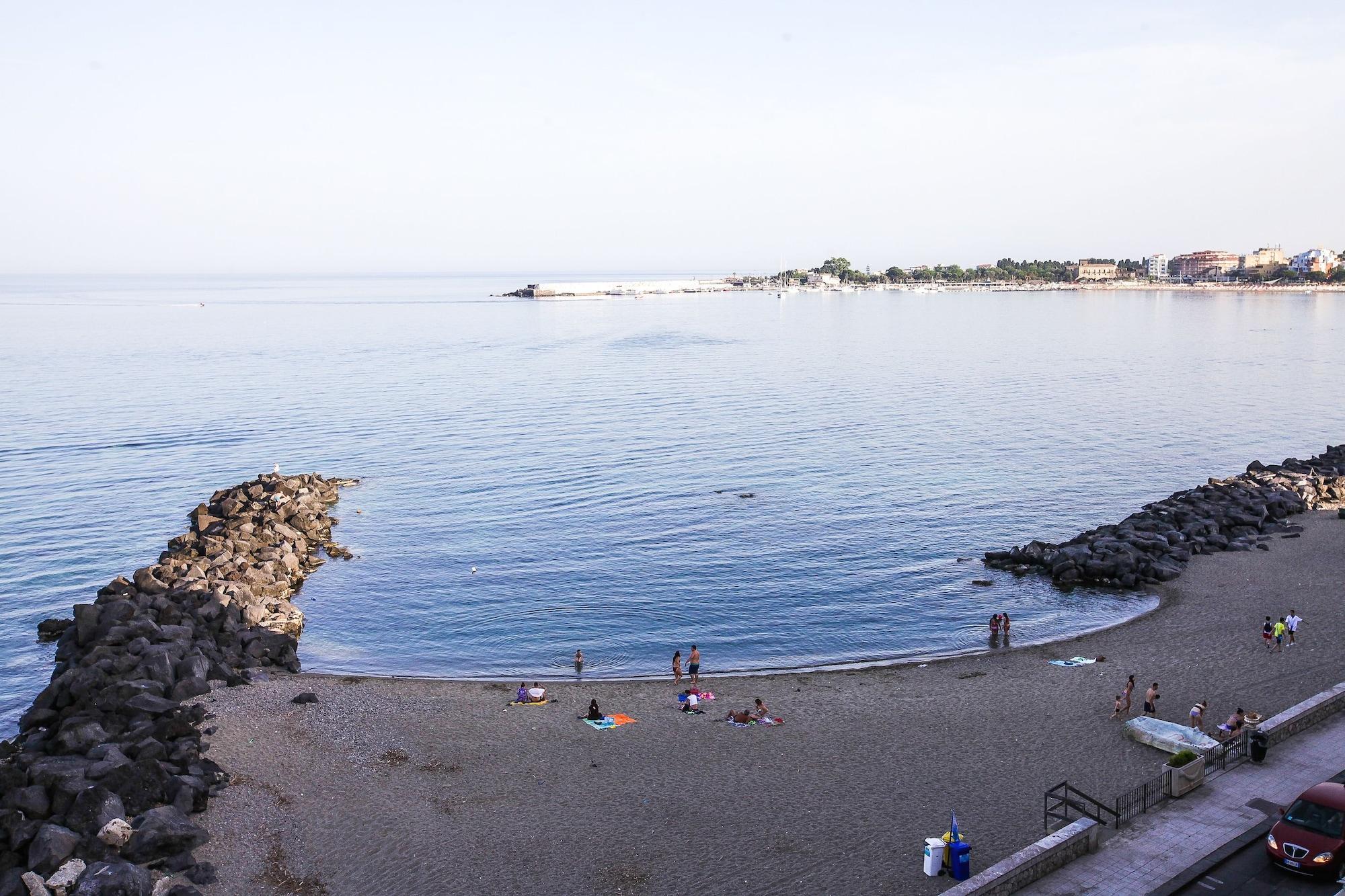 Vista Exterior Nautilus Hotel