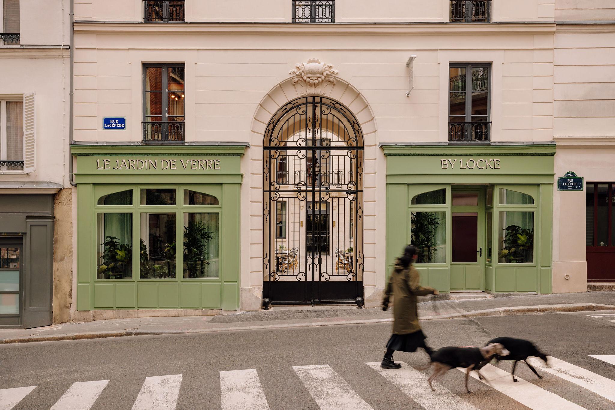 Vista Exterior Le Jardin De Verre by Locke