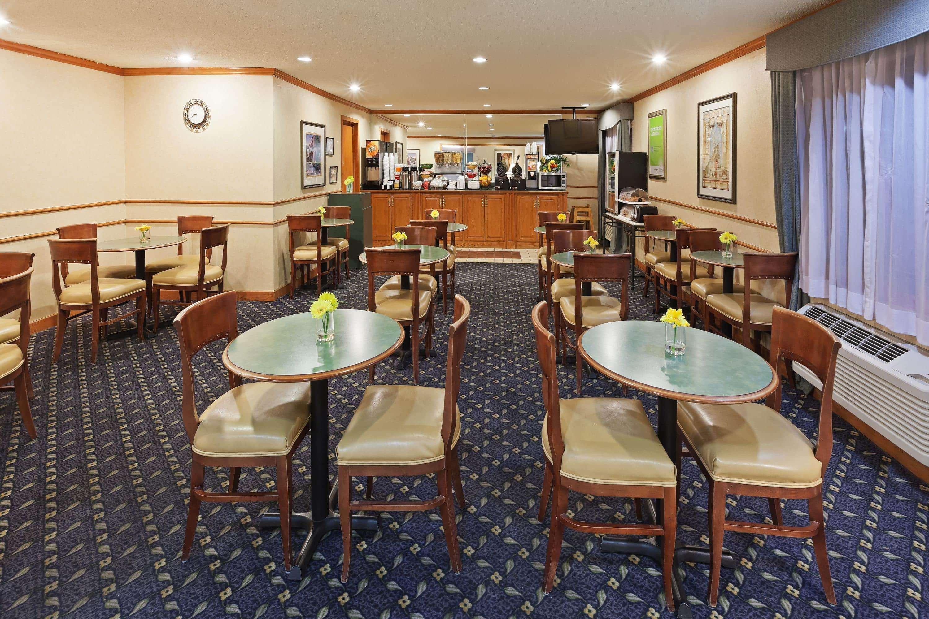 Restaurant La Quinta Inn & Suites by Wyndham El Paso West Bartlett