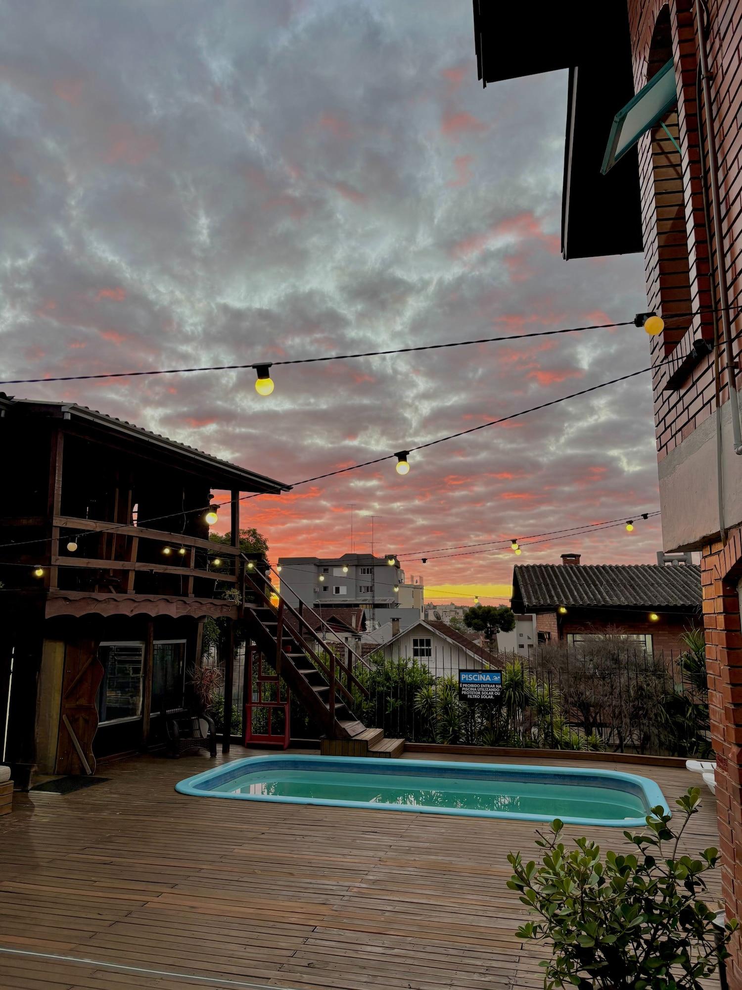 Vista Piscina Hostel Casa do Rogerio