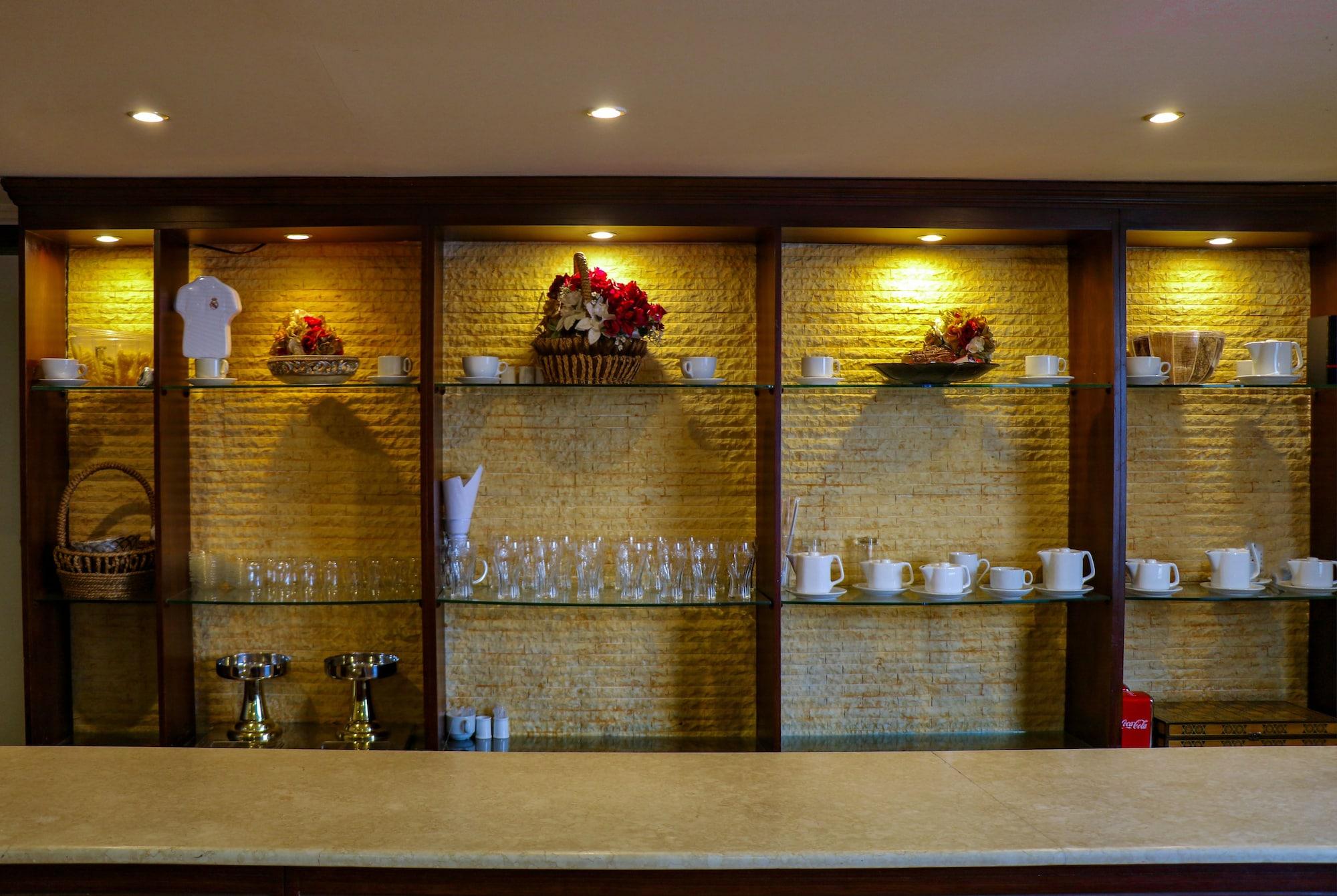 Restaurant Grand Suites Hotel