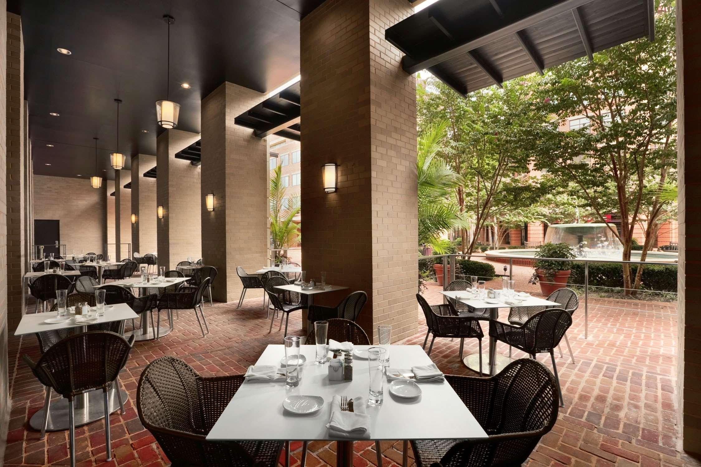 Restaurant Embassy Suites by Hilton Alexandria Old Town