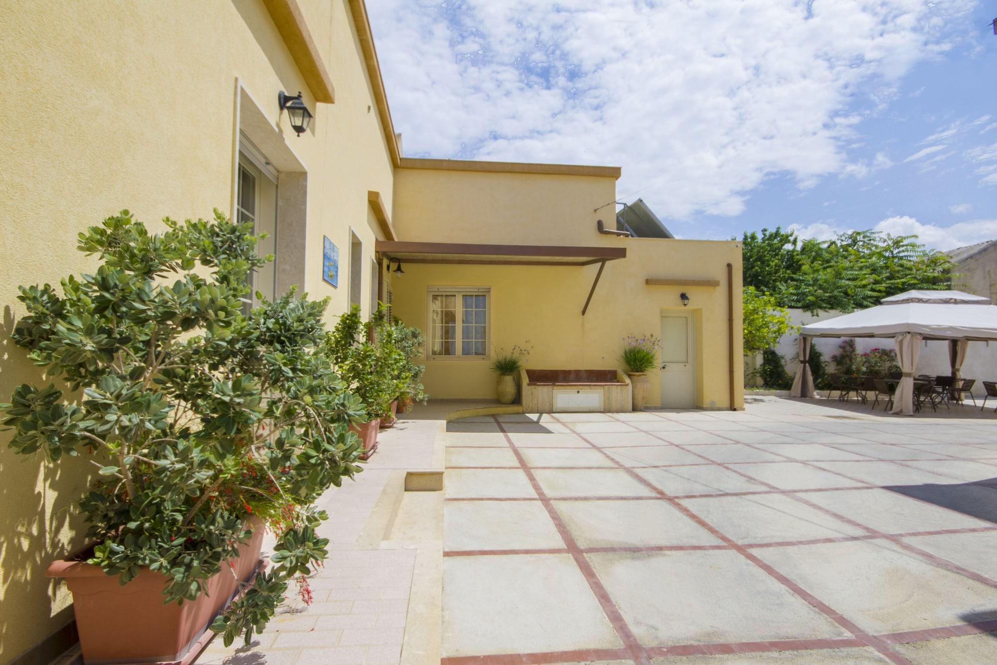 Vista Exterior B&B Isole Dello Stagnone