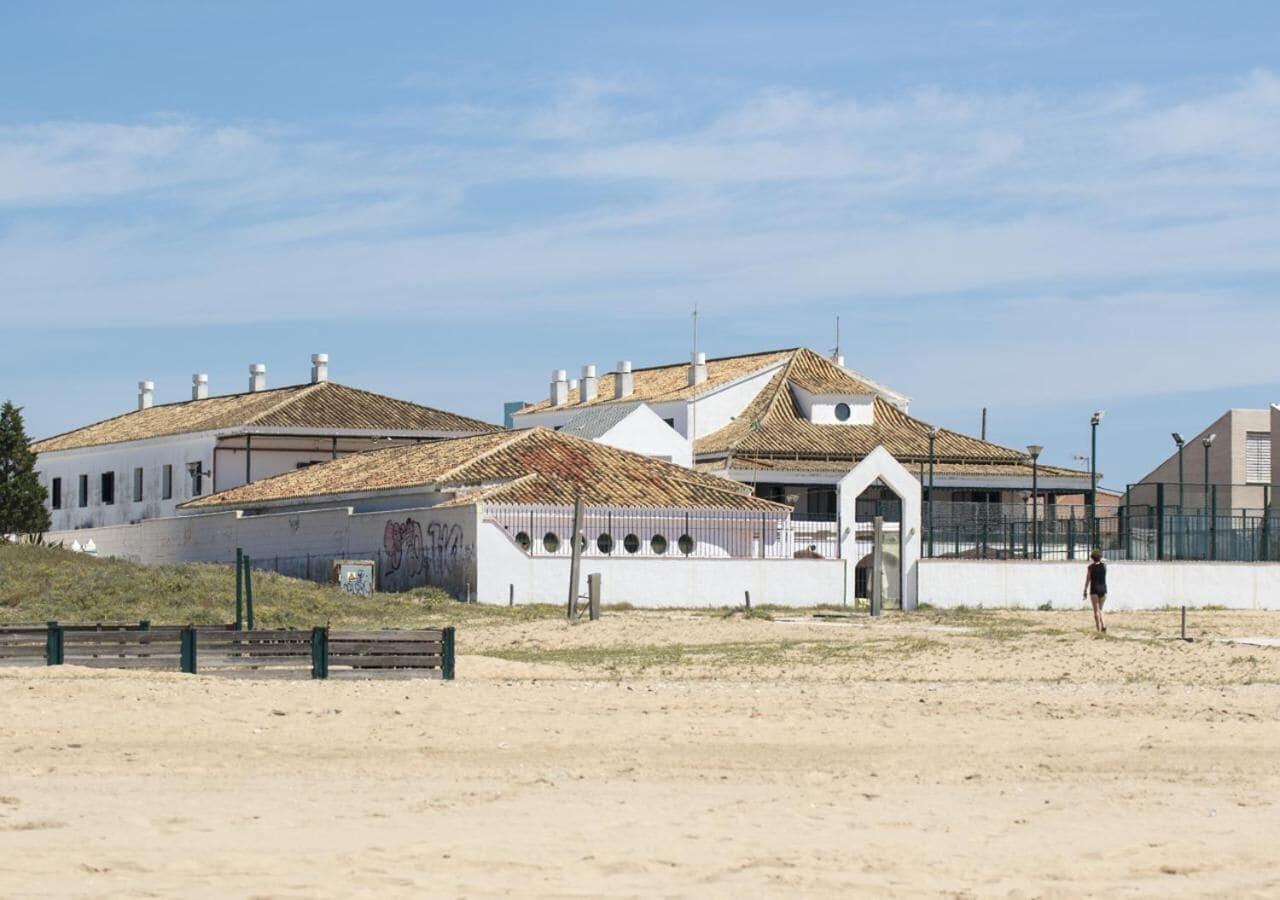 Vista Exterior Albergue Inturjoven Punta Umbria - Hostel