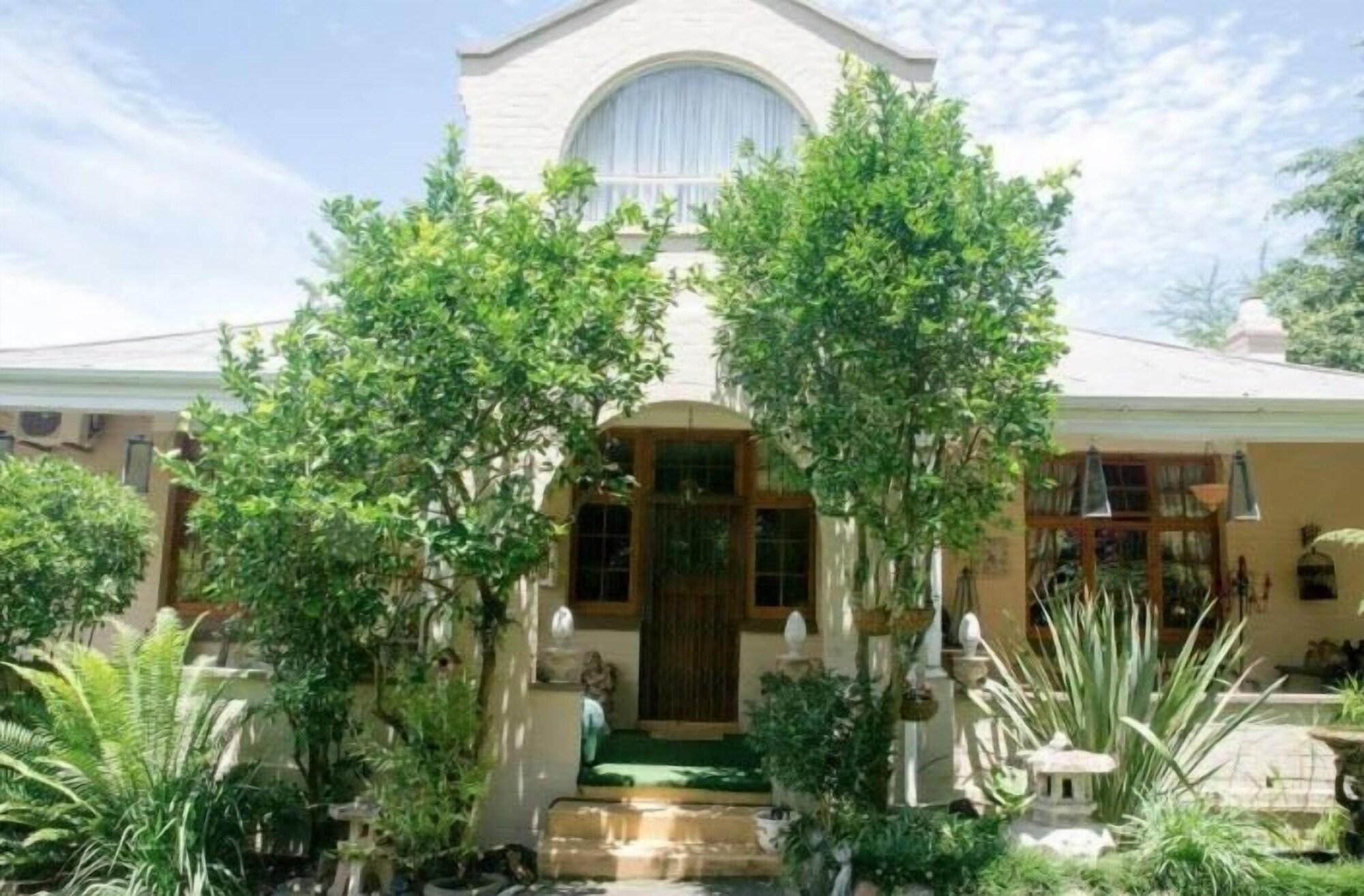 Vista Exterior 79 On Ridge BNB