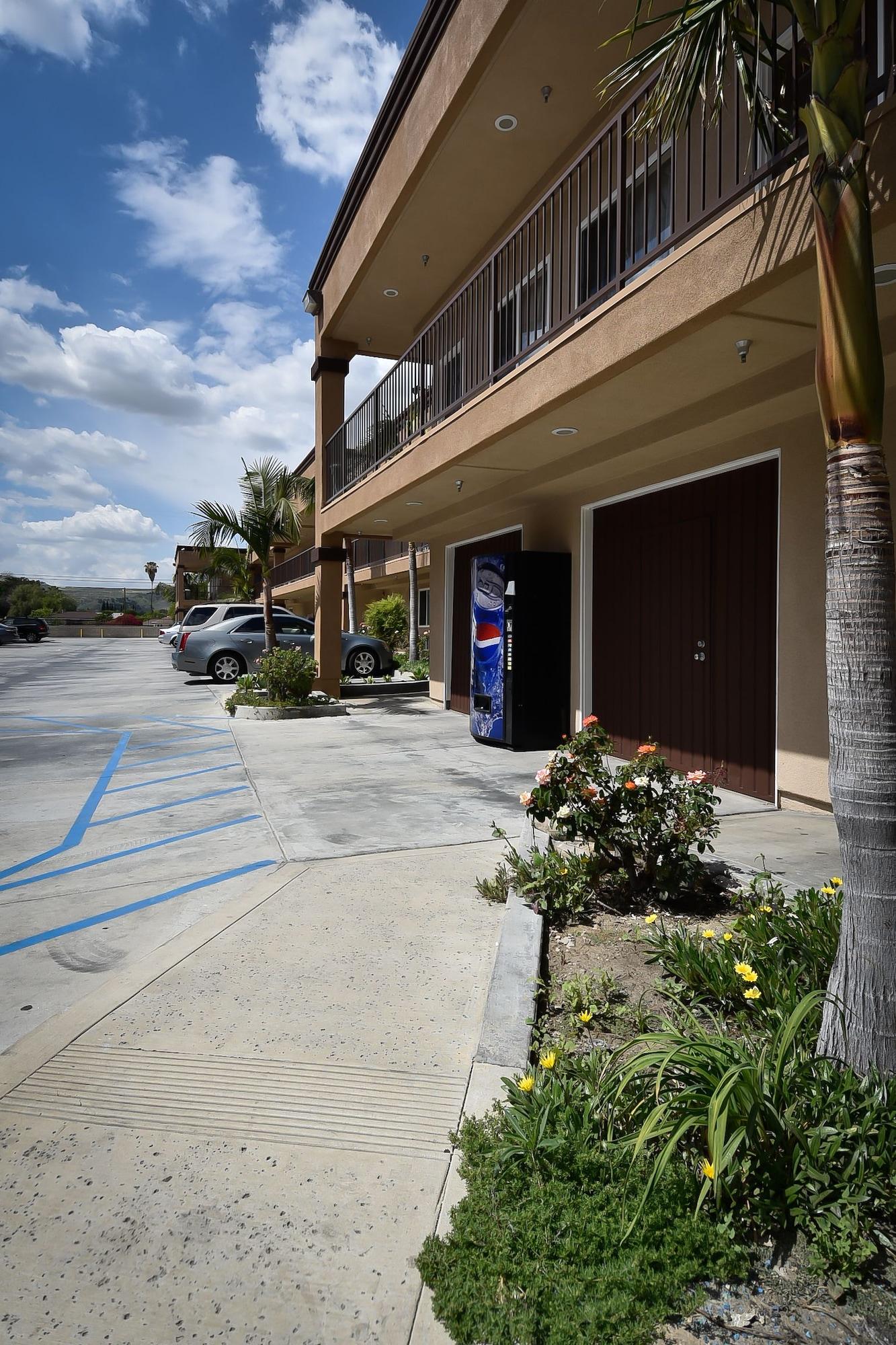 Comodidades del Alojamiento Vagabond Inn Hacienda Heights