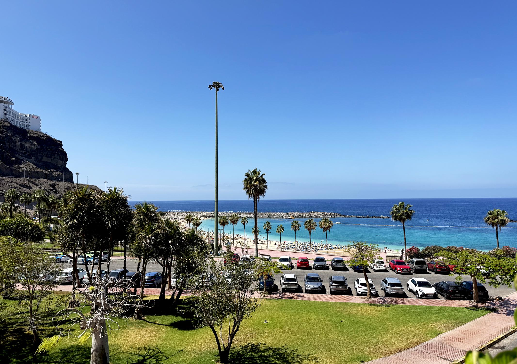 Vista Lobby Holiday Club Playa Amadores