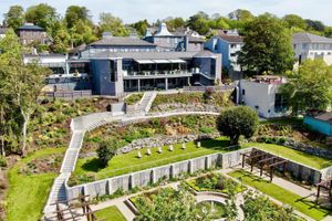 Alojamiento - The Montenotte Hotel