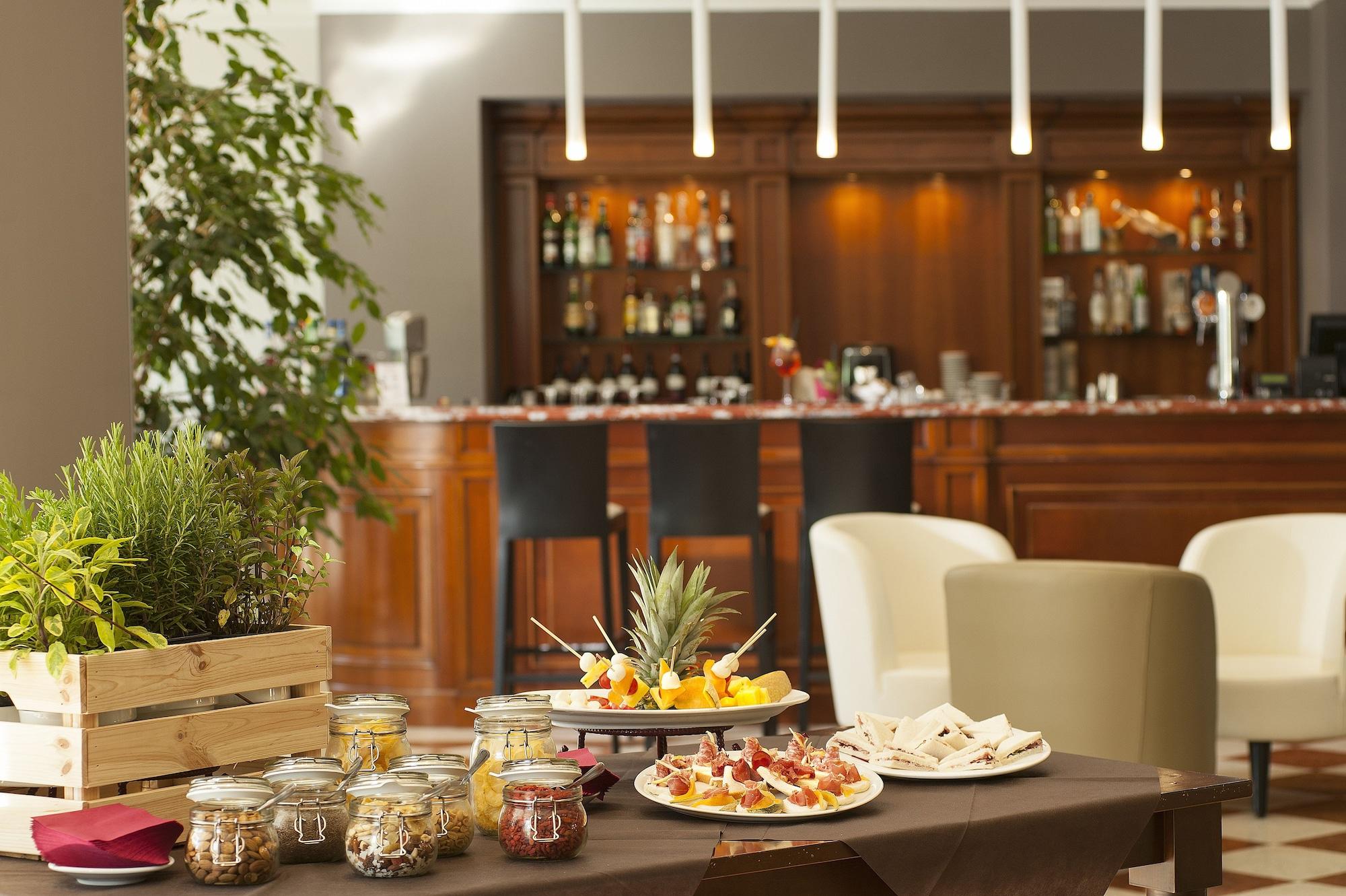 Bar/Salón SHG Hotel De La Ville