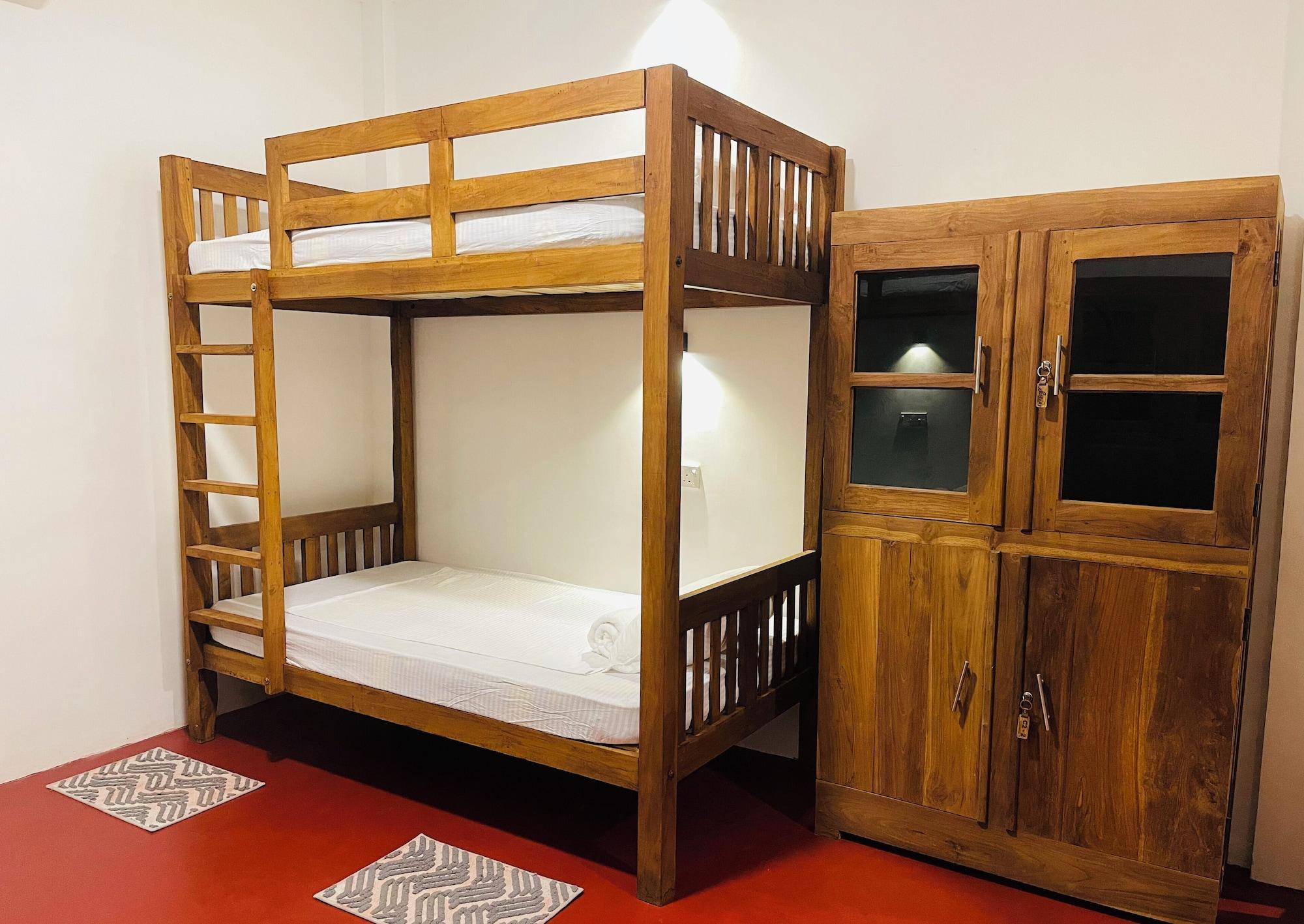 Set de Habitación Sigiri Serenity Hostel