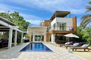 Alquiler Vacacional - Casa Iguana del Mar/ Entire Villa / Breakfast Included.