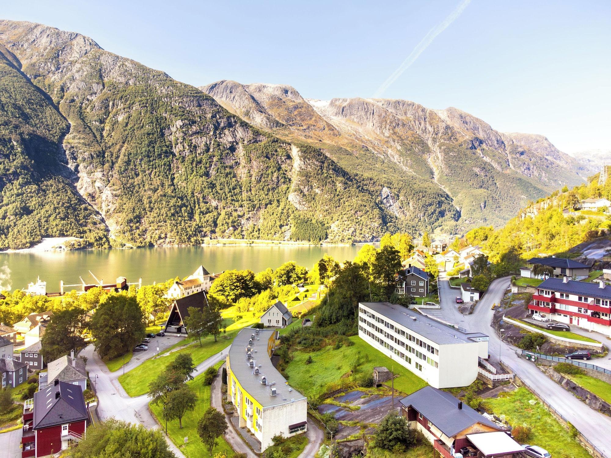 Vista Exterior Trolltunga Aparthotel