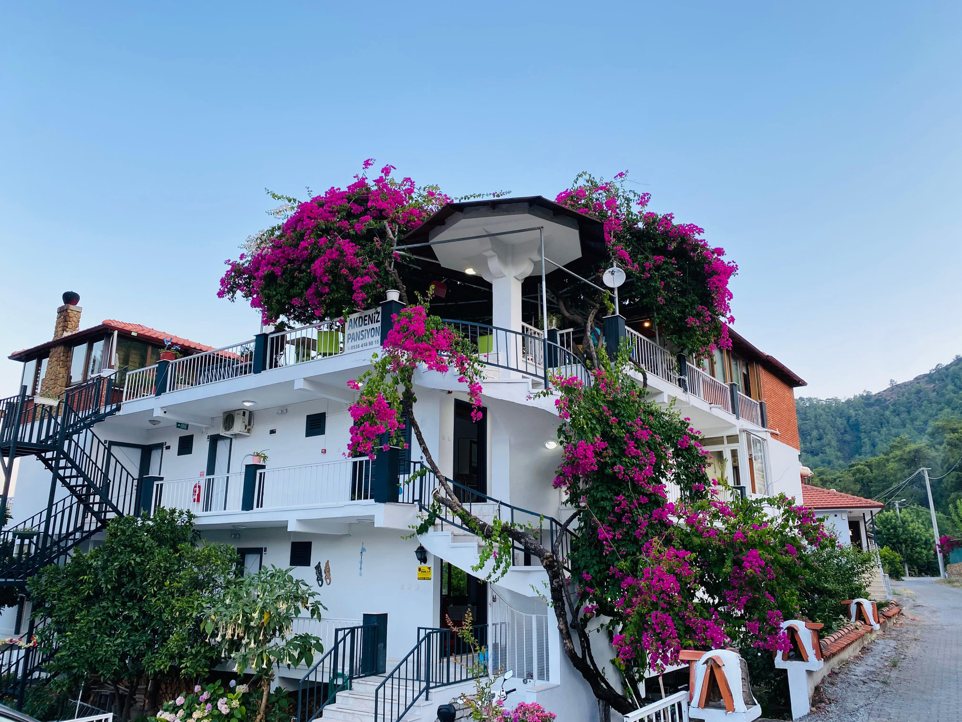 Vista Exterior Akdeniz Pansiyon