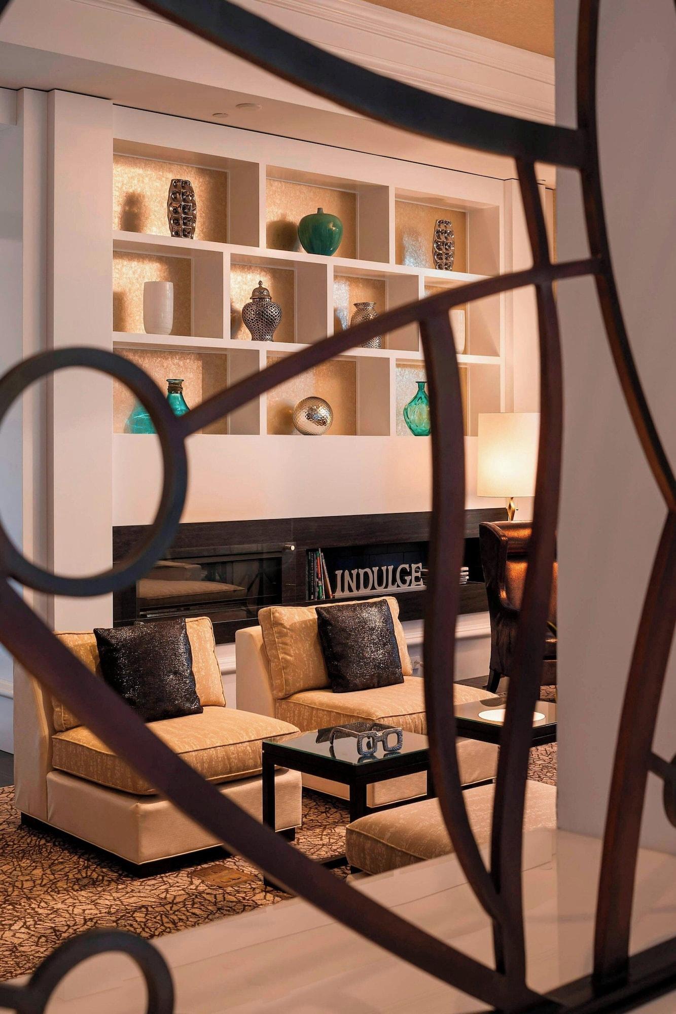 Vista Lobby Renaissance Providence Downtown Hotel