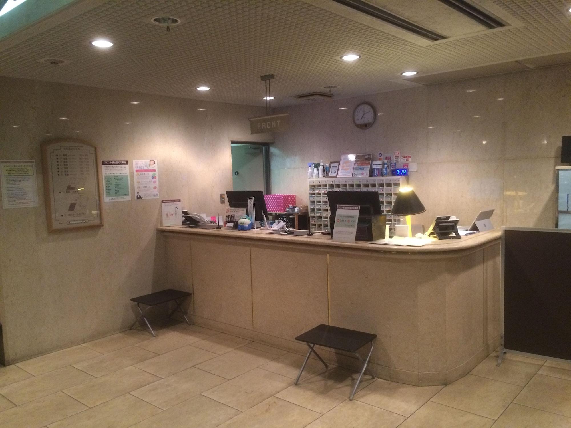 Vista Lobby Hotel Crown Hills Tokuyama